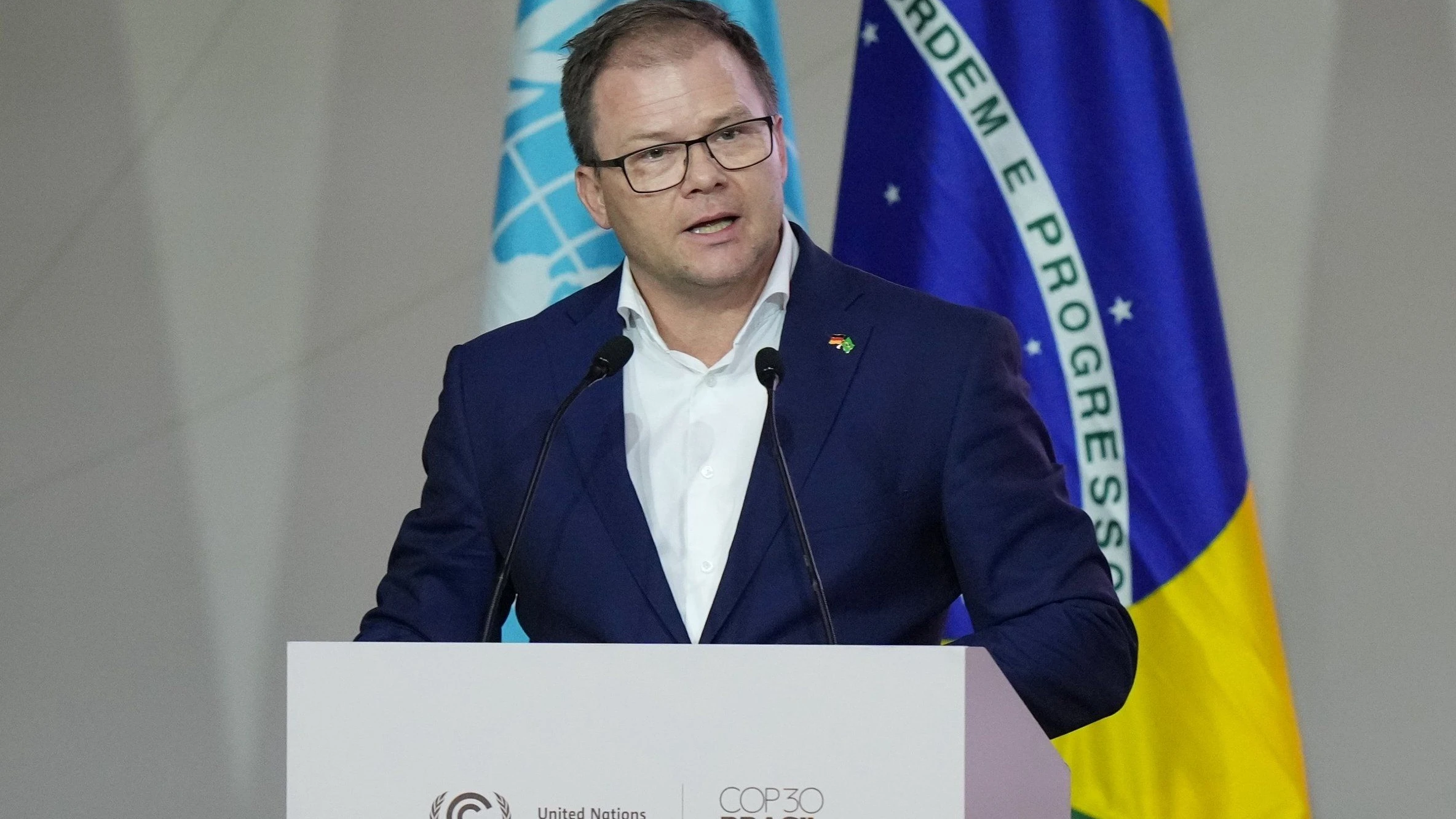 Umweltminister Schneider: „So kann der Text nicht bleiben“