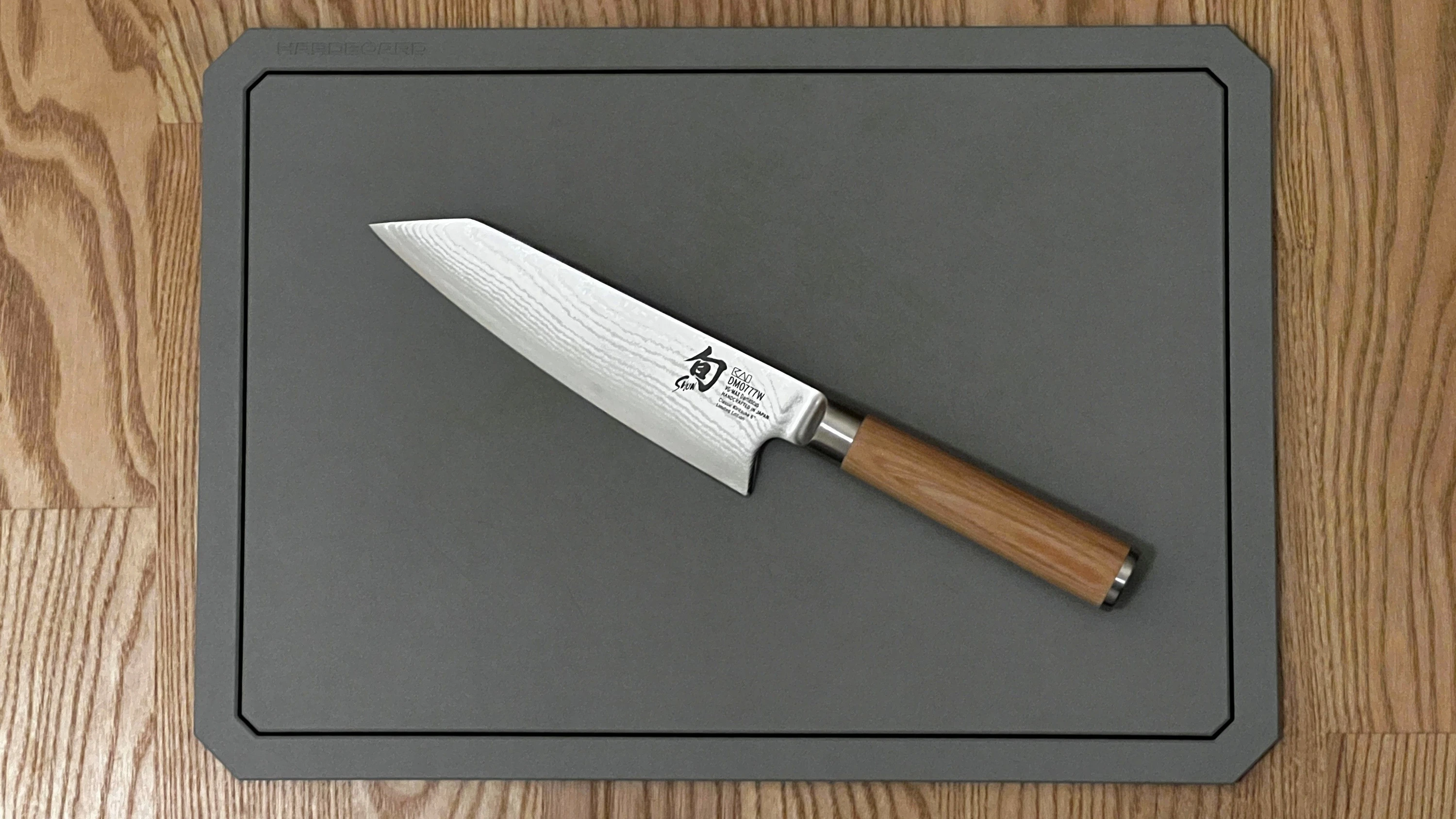 Langzeittest Küchenbrett: Papier ist geduldig Langzeittest Küchenbrett: Papier ist geduldig