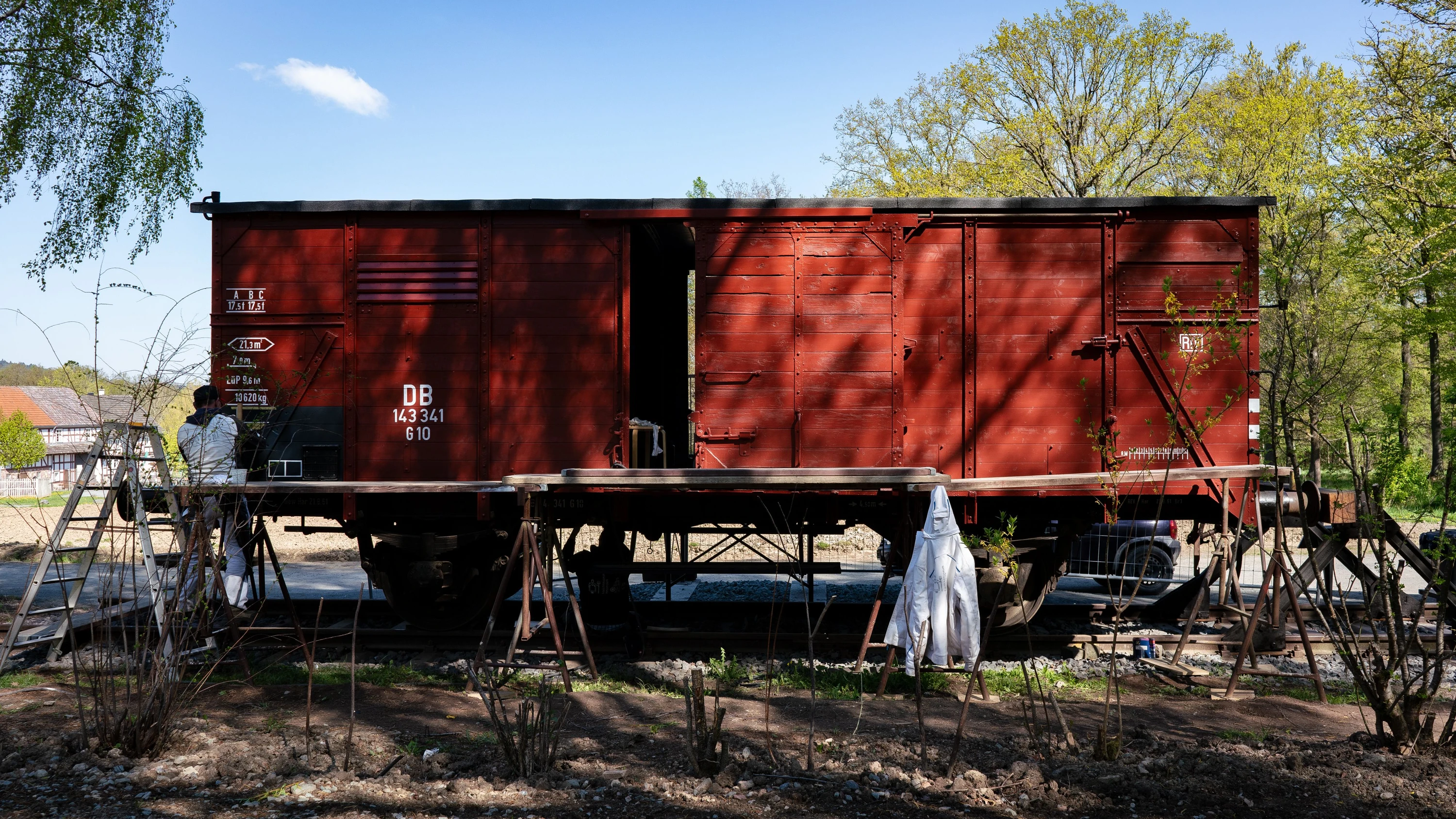 Schau im Hessenpark: Ein Güterwagen als Exponat und Museum