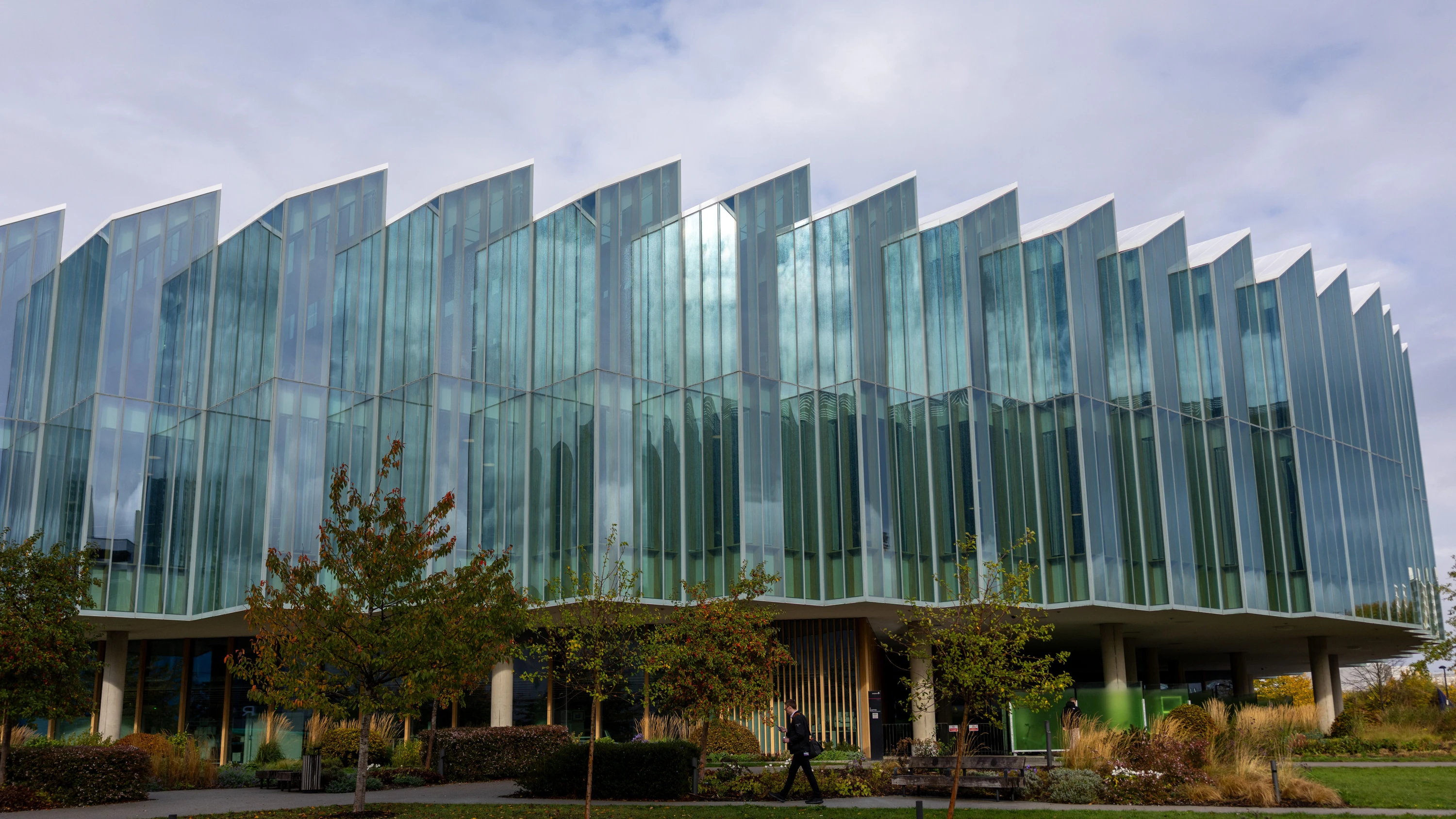 Das „Discovery Centre“ (DISC), eine Forschungs- und Entwicklungseinrichtung von Astra-Zeneca am Biomedizinischen Campus in Cambridge - Bloomberg