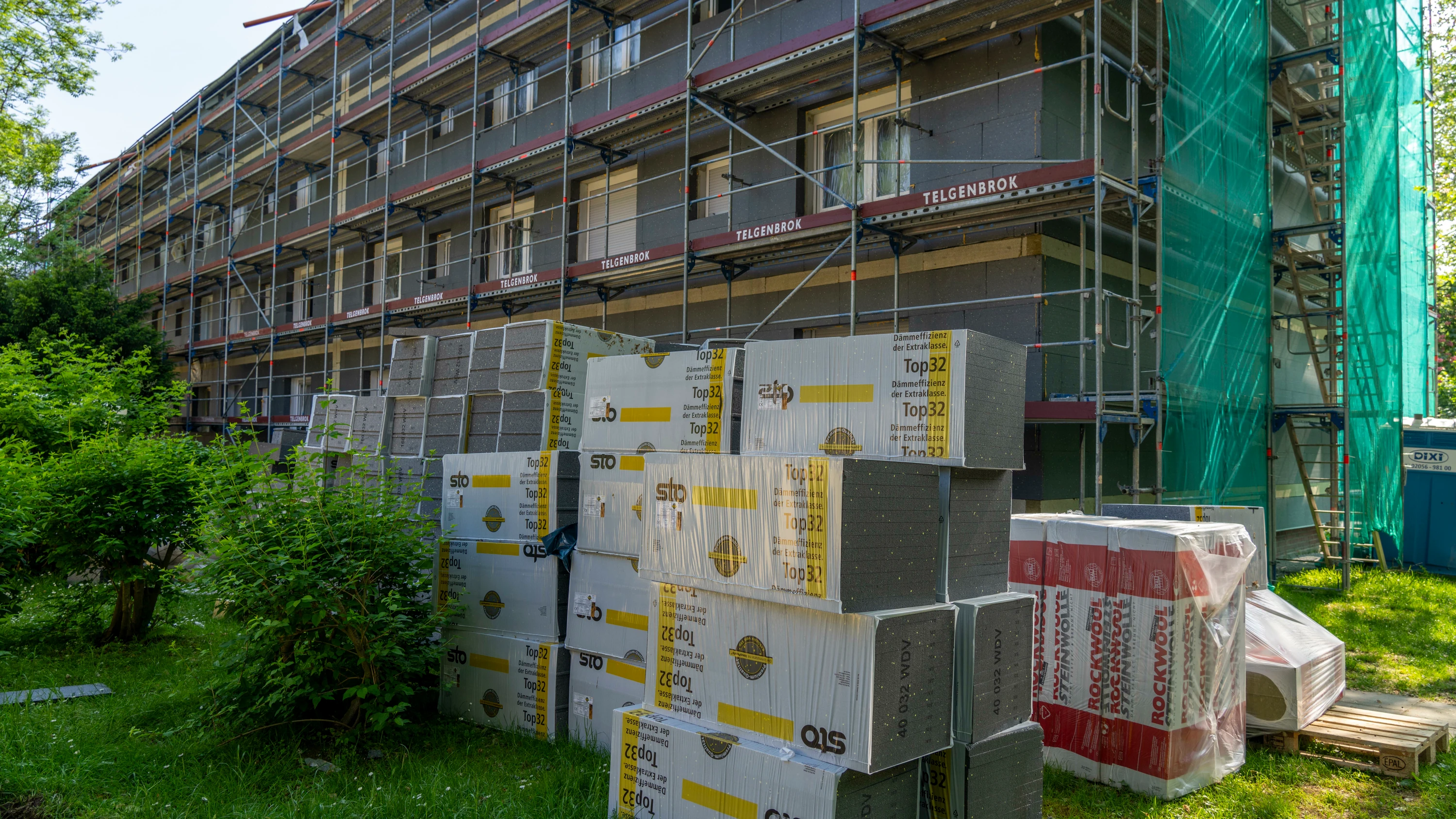 Bild: Asbest, Heizung, Umbau: Kosten eindämmen