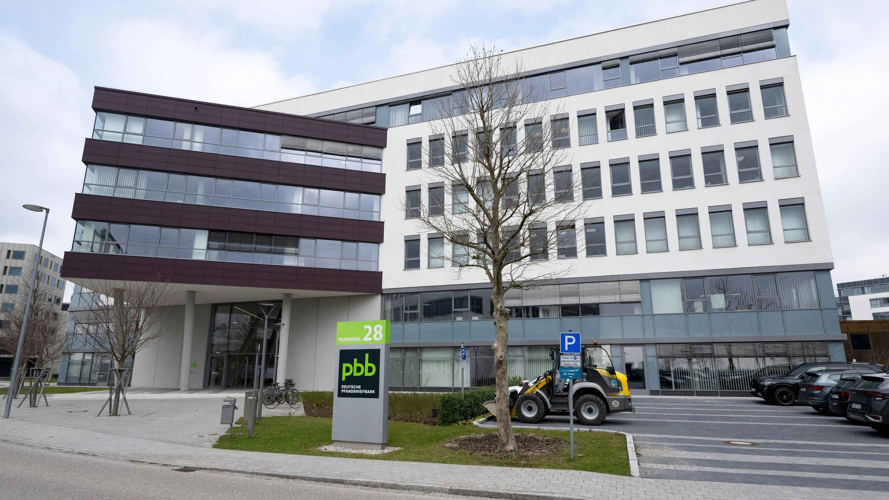 Business-Ticker: Pfandbriefbank macht hohen Verlust – Aktie fällt um 6 Prozent Business-Ticker: Pfandbriefbank macht hohen Verlust – Aktie fällt um 6 Prozent