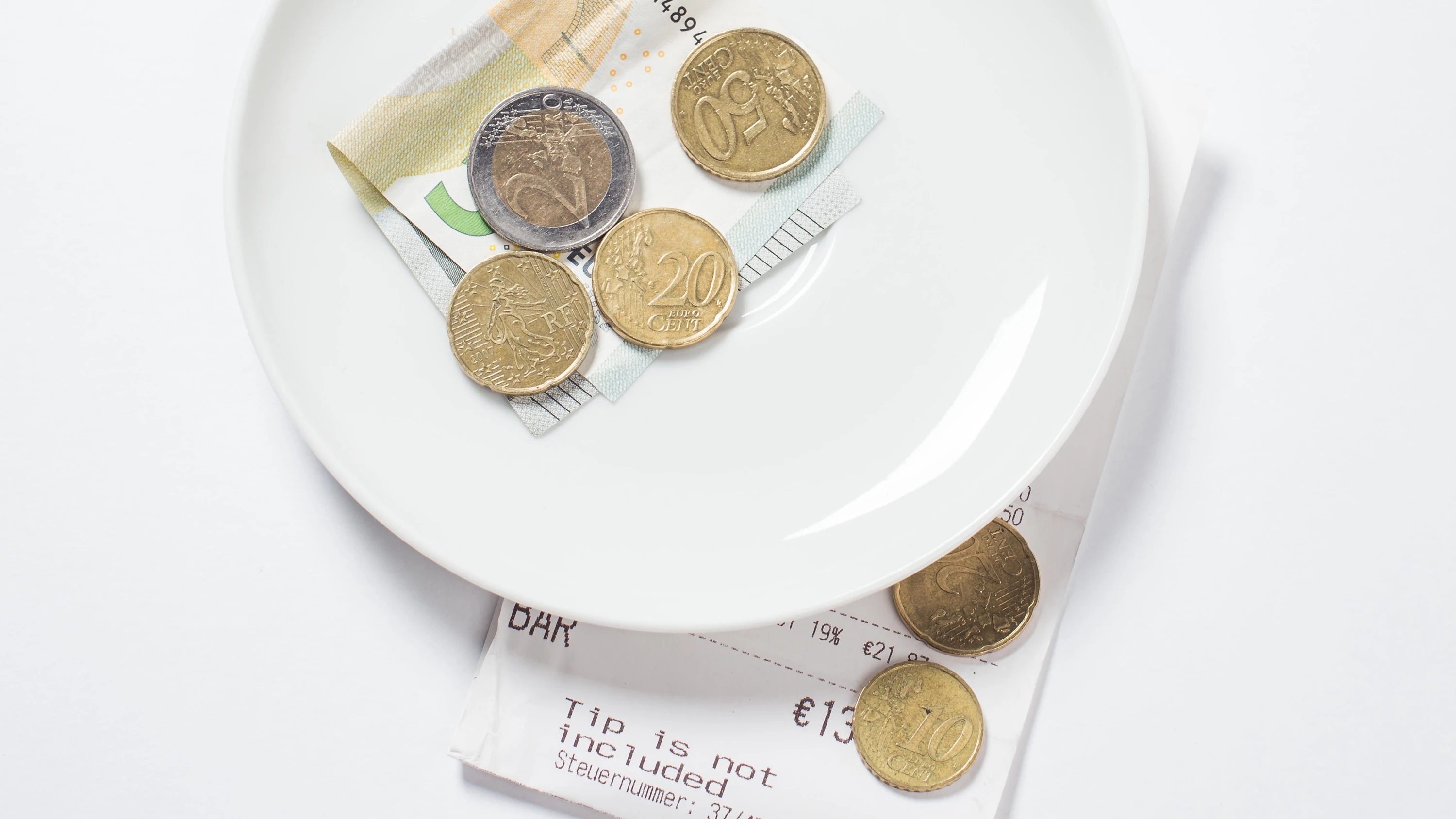 Ein Balance-Akt: Verlangt bald auch der Zahnarzt Trinkgeld? Ein Balance-Akt: Verlangt bald auch der Zahnarzt Trinkgeld?