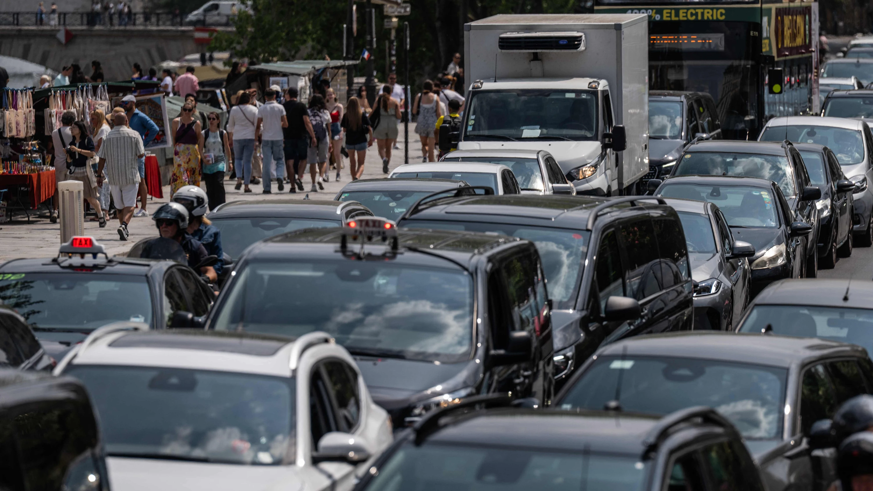 Fast 40 Prozent E-Autos: Frankreich eilt Deutschland voraus