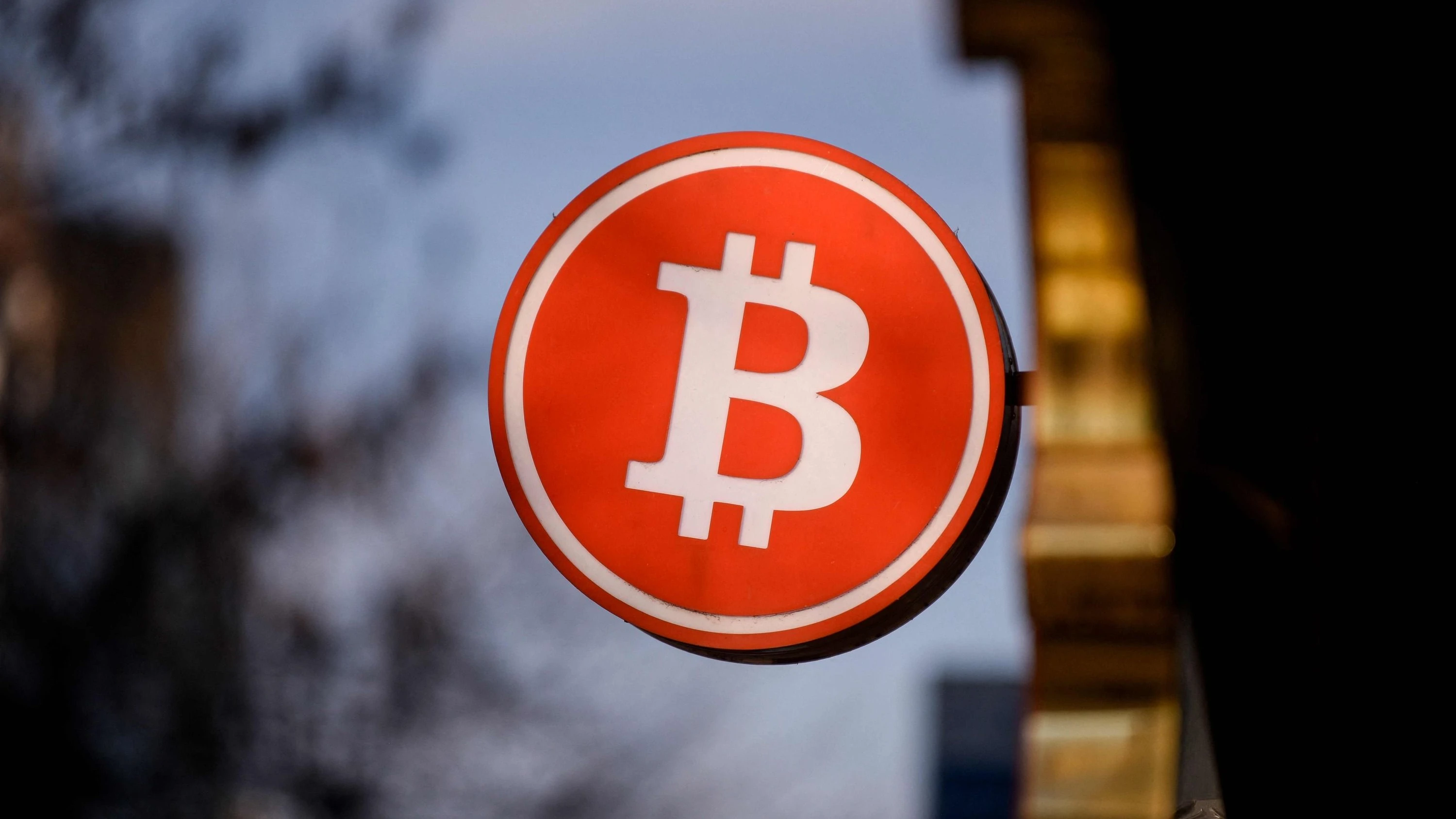 Ethereum und Bitcoin: Gewinne durch Krypto-Währungen müssen versteuert  werden | FAZ