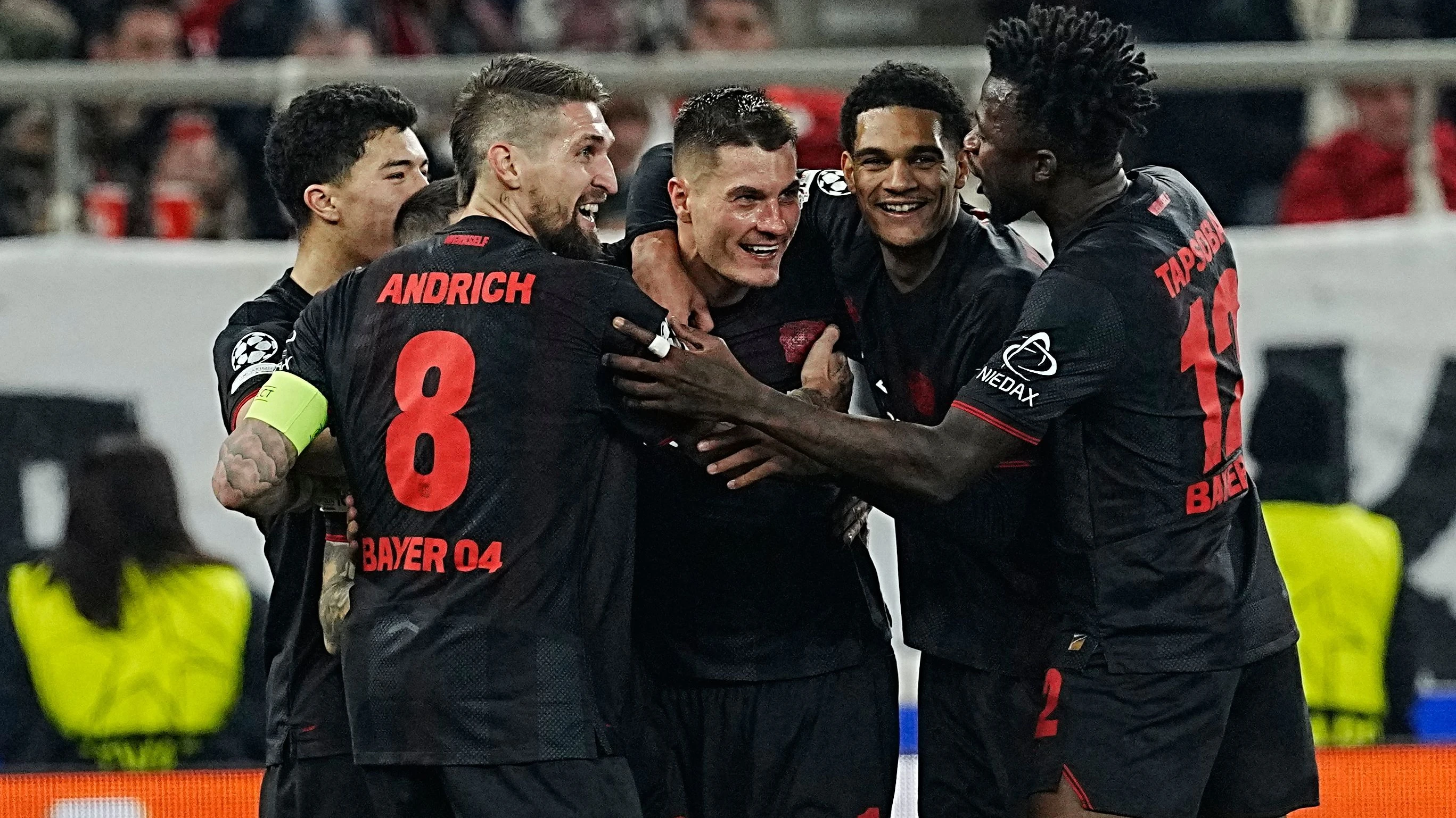 Champions-League-Sieg: Schick schießt Leverkusen zum 2:0 in Piräus