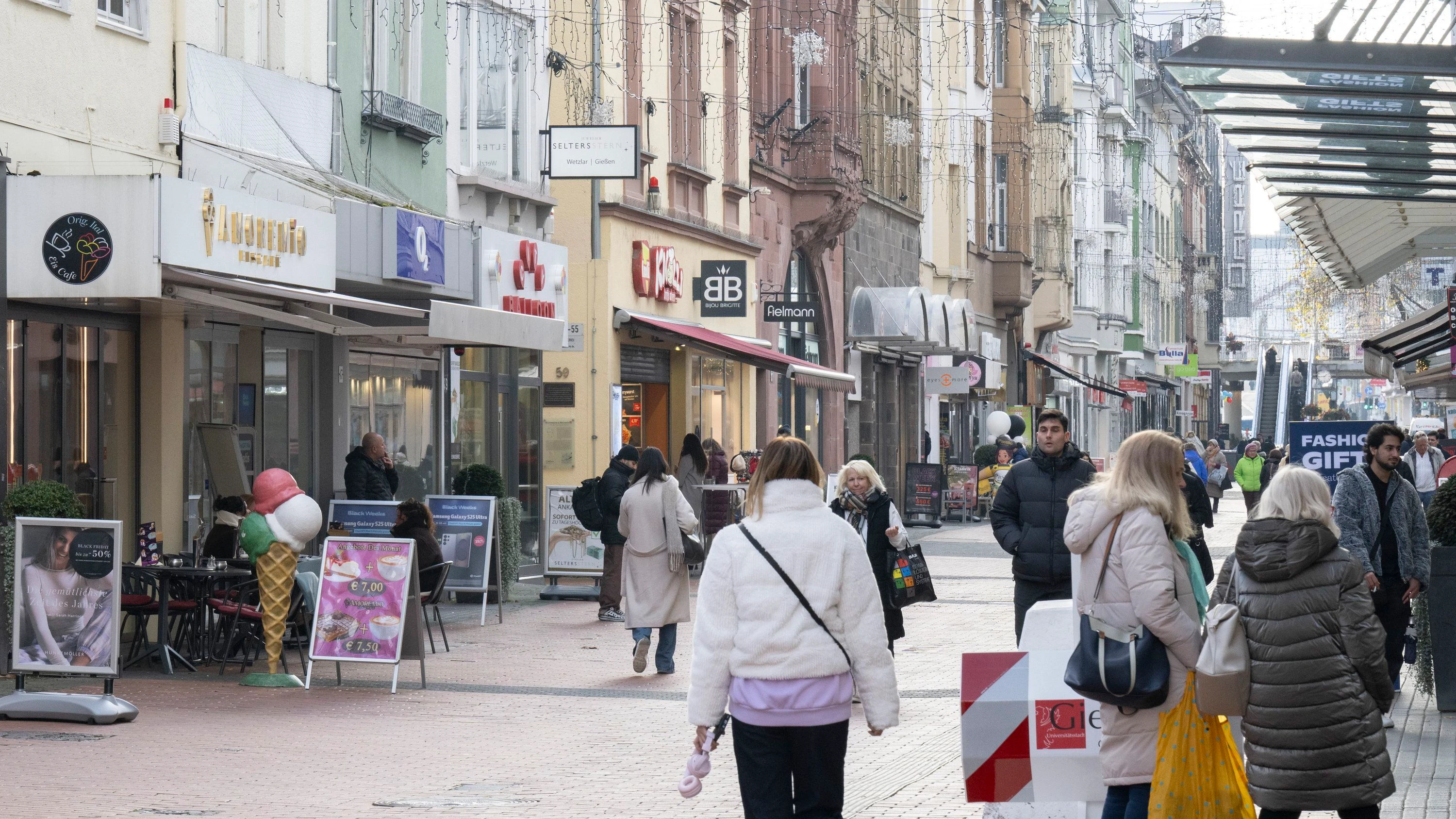 AfD-Jugendtreffen in Gießen: Eine Stadt vor dem Ausnahmezustand