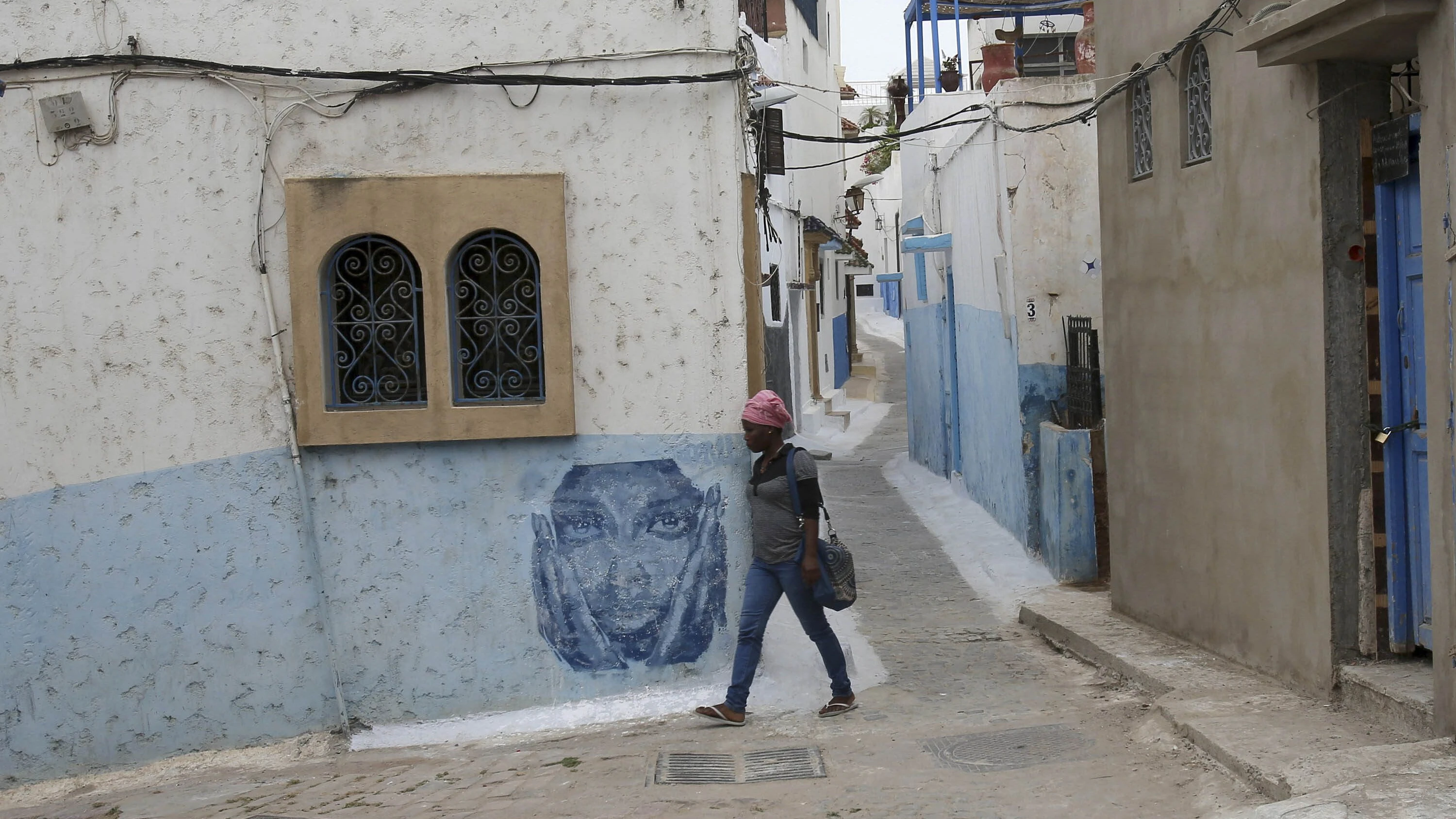 Leïla Slimanis neuer Roman: Schmerzhaftes Gesellschaftsporträt zwischen Marokko und Frankreich