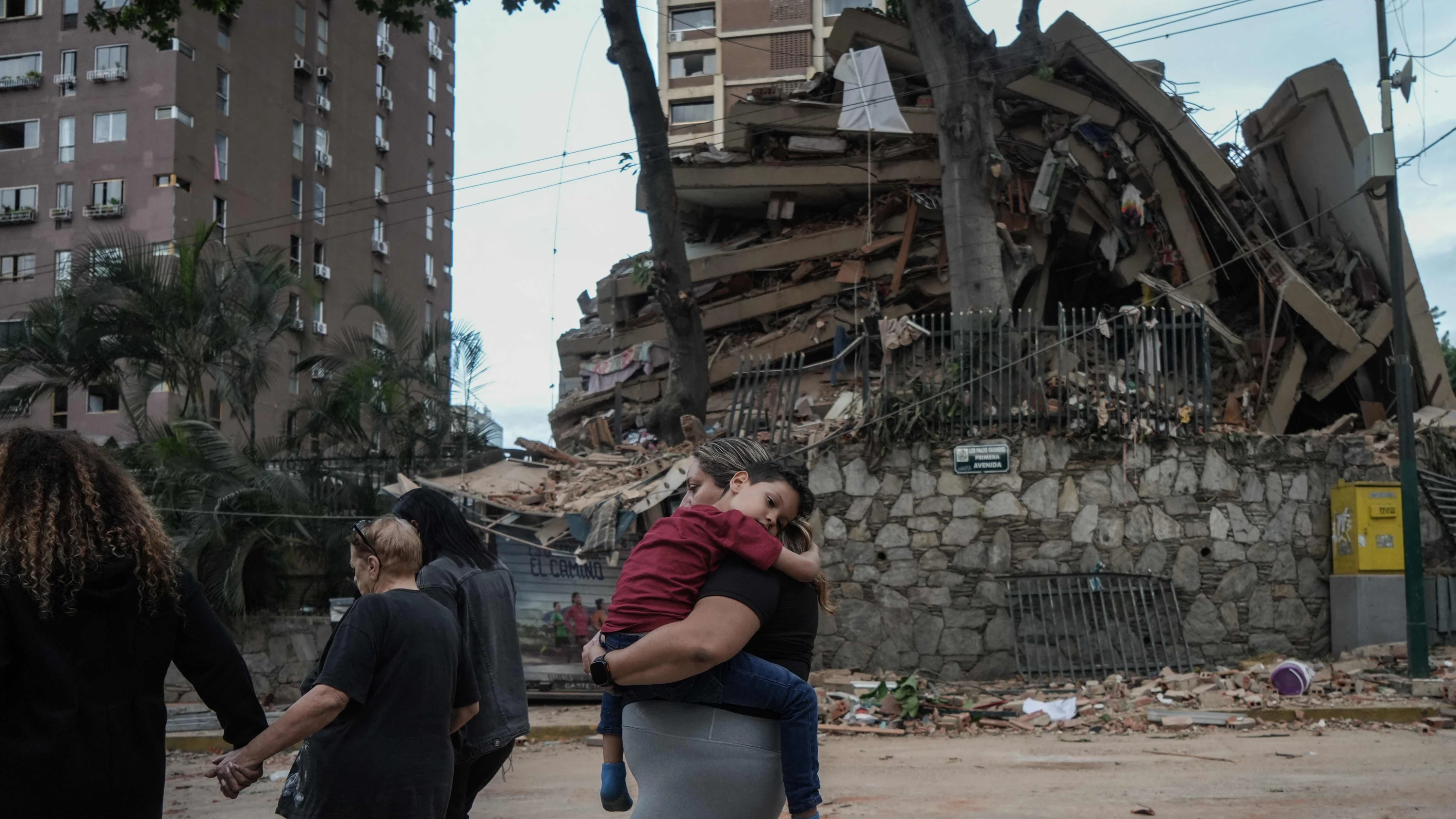 Zahlen steigen: Mindestens 164 Tote bei Erdbeben in Venezuela