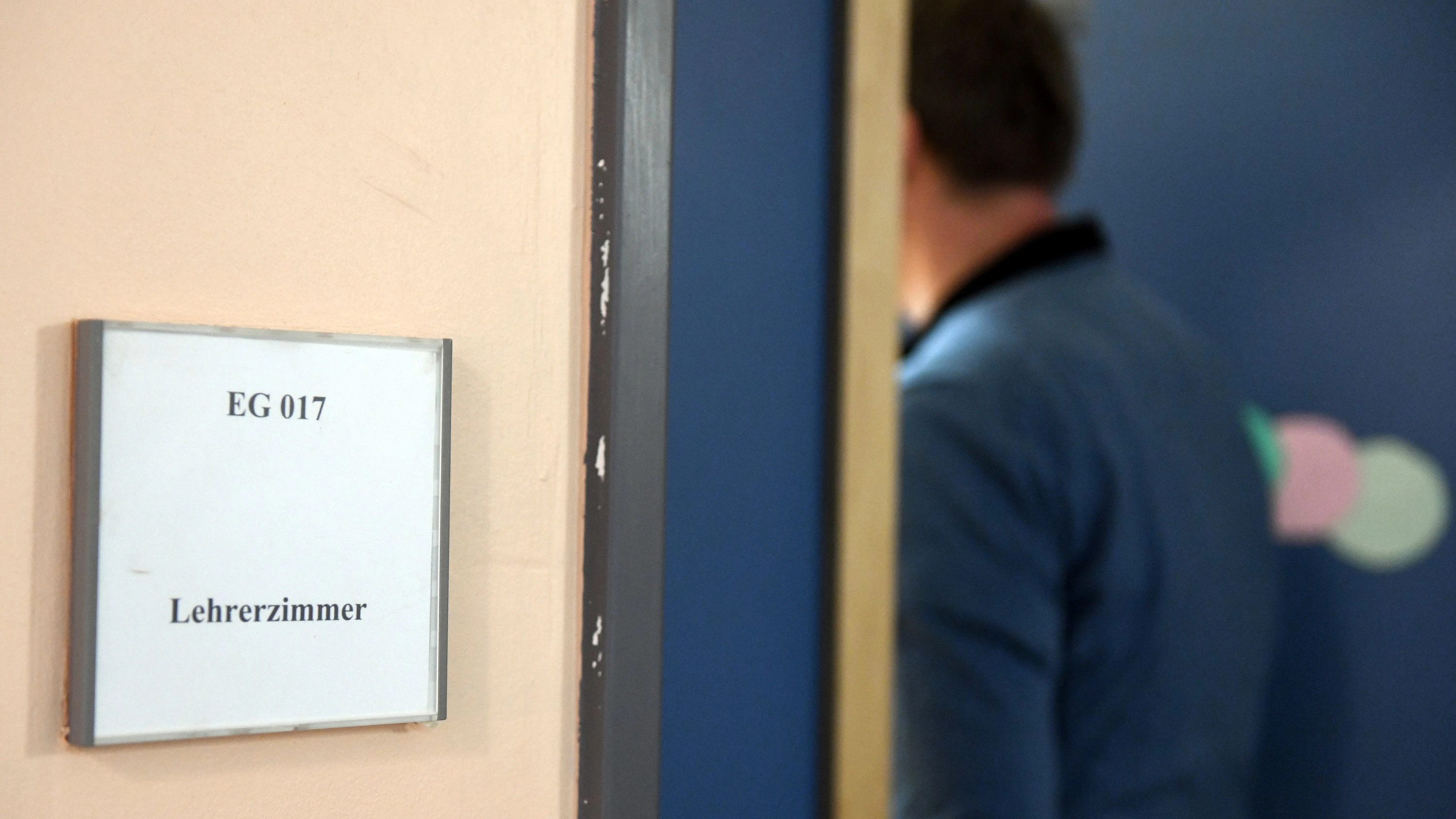 Gewalt im Unterricht: Wenn Schüler ihre Lehrer angreifen Gewalt im Unterricht: Wenn Schüler ihre Lehrer angreifen