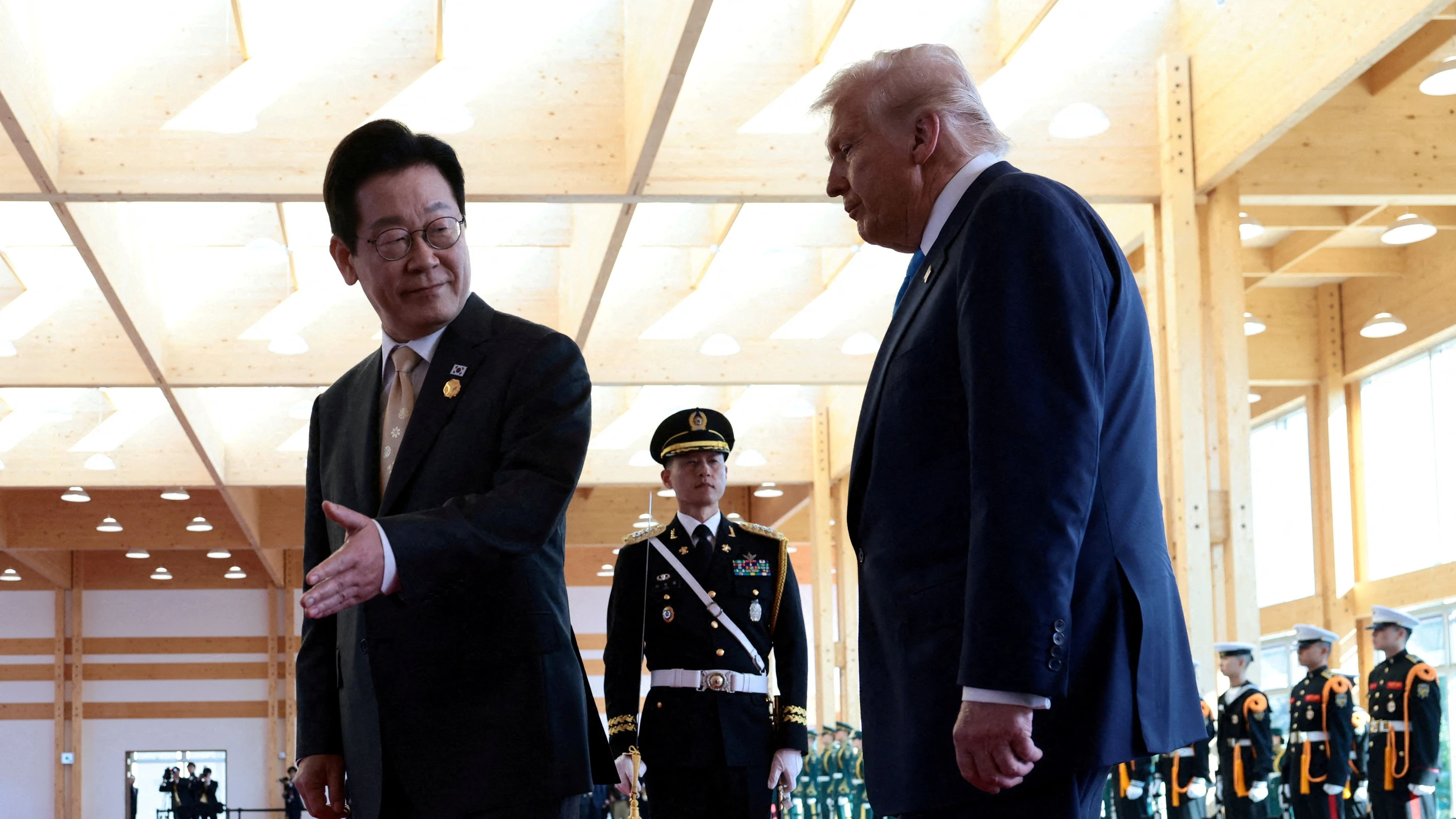 120 Milliarden Dollar: Südkorea baut Trump acht Atomkraftwerke