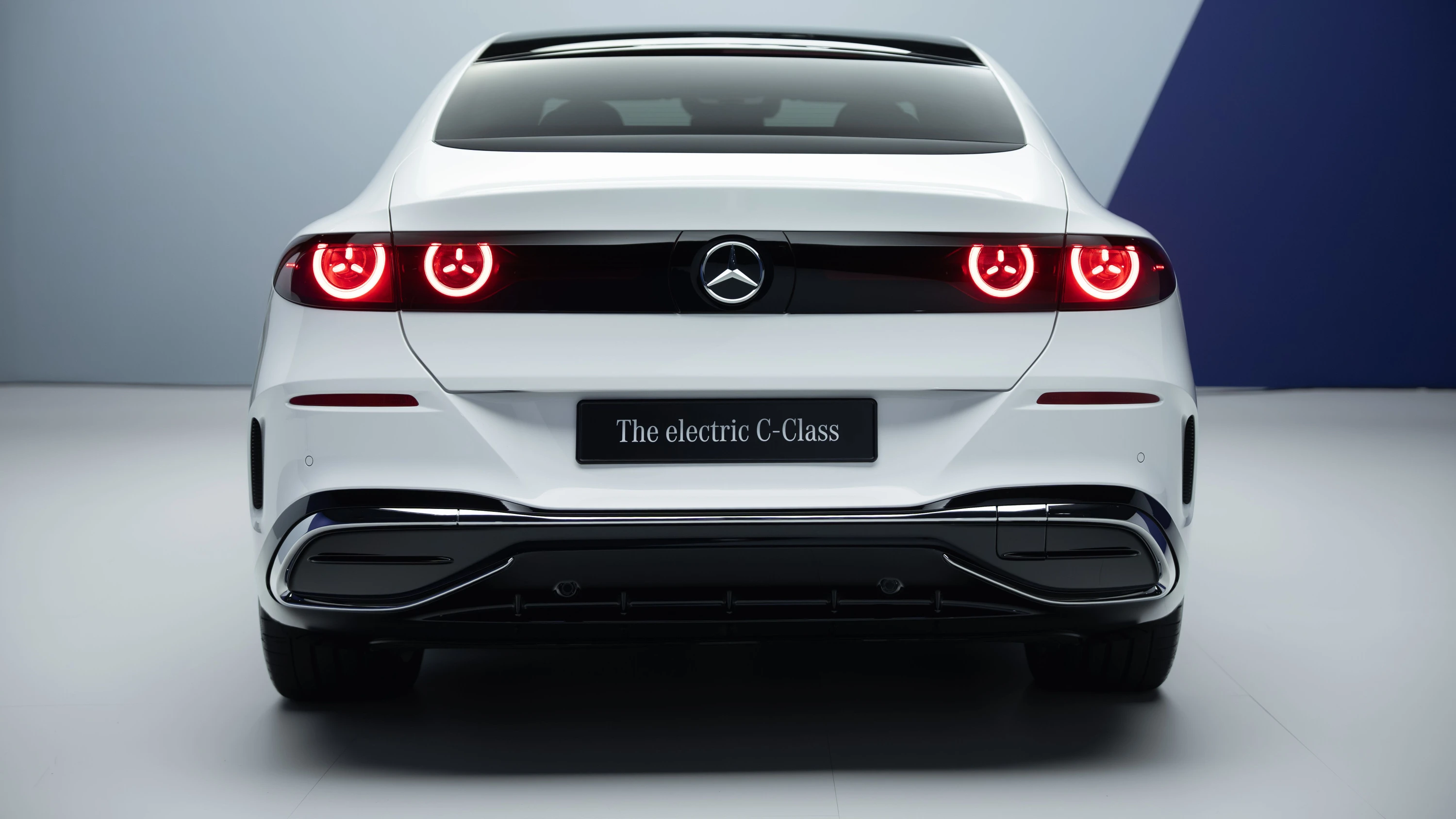 Mercedes-Benz C-Klasse: Erste Begegnung mit dem Elektriker