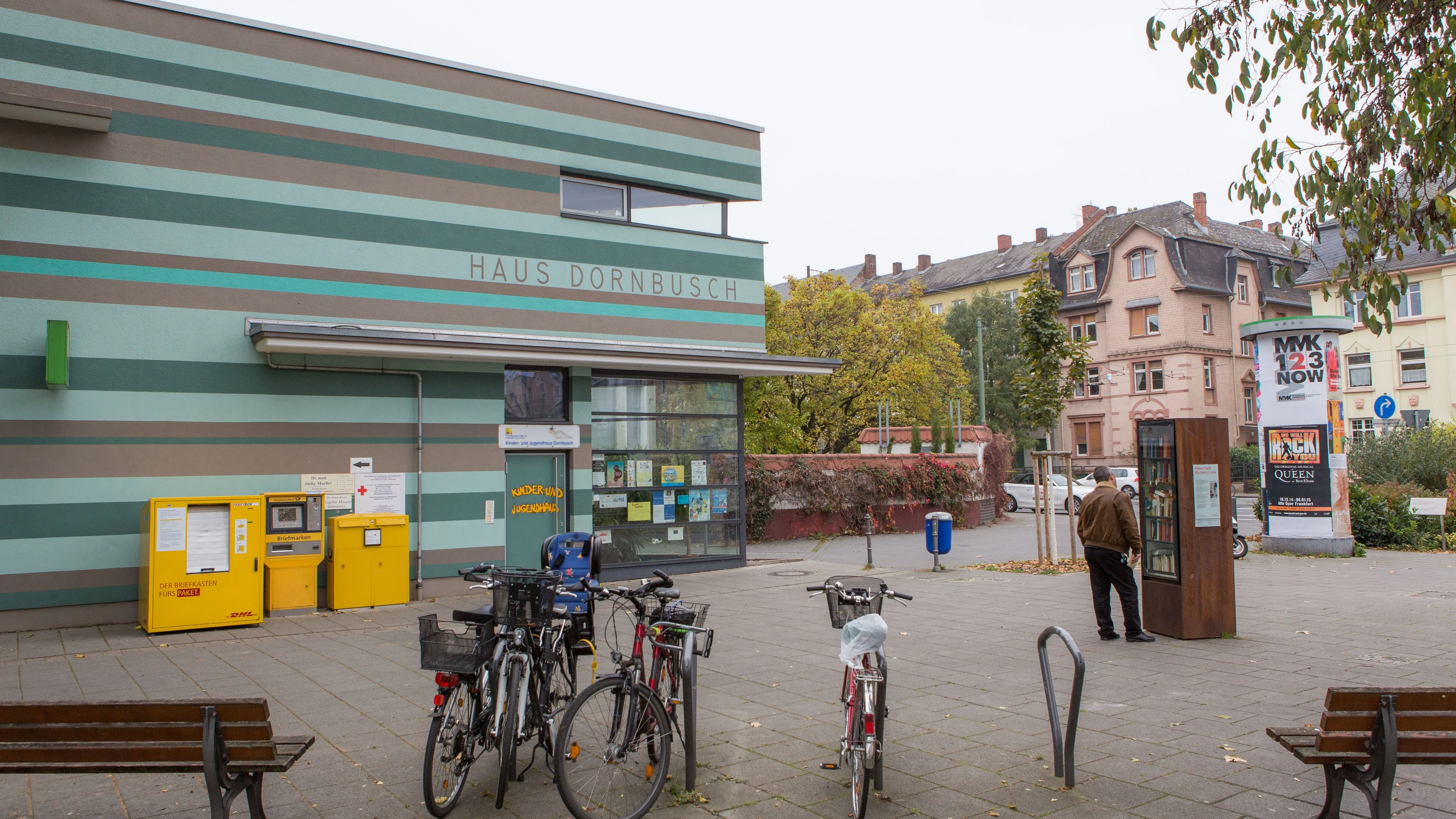 Reich-Ranicki-Platz: Sieht so eine Ehrensache aus? Reich-Ranicki-Platz: Sieht so eine Ehrensache aus?