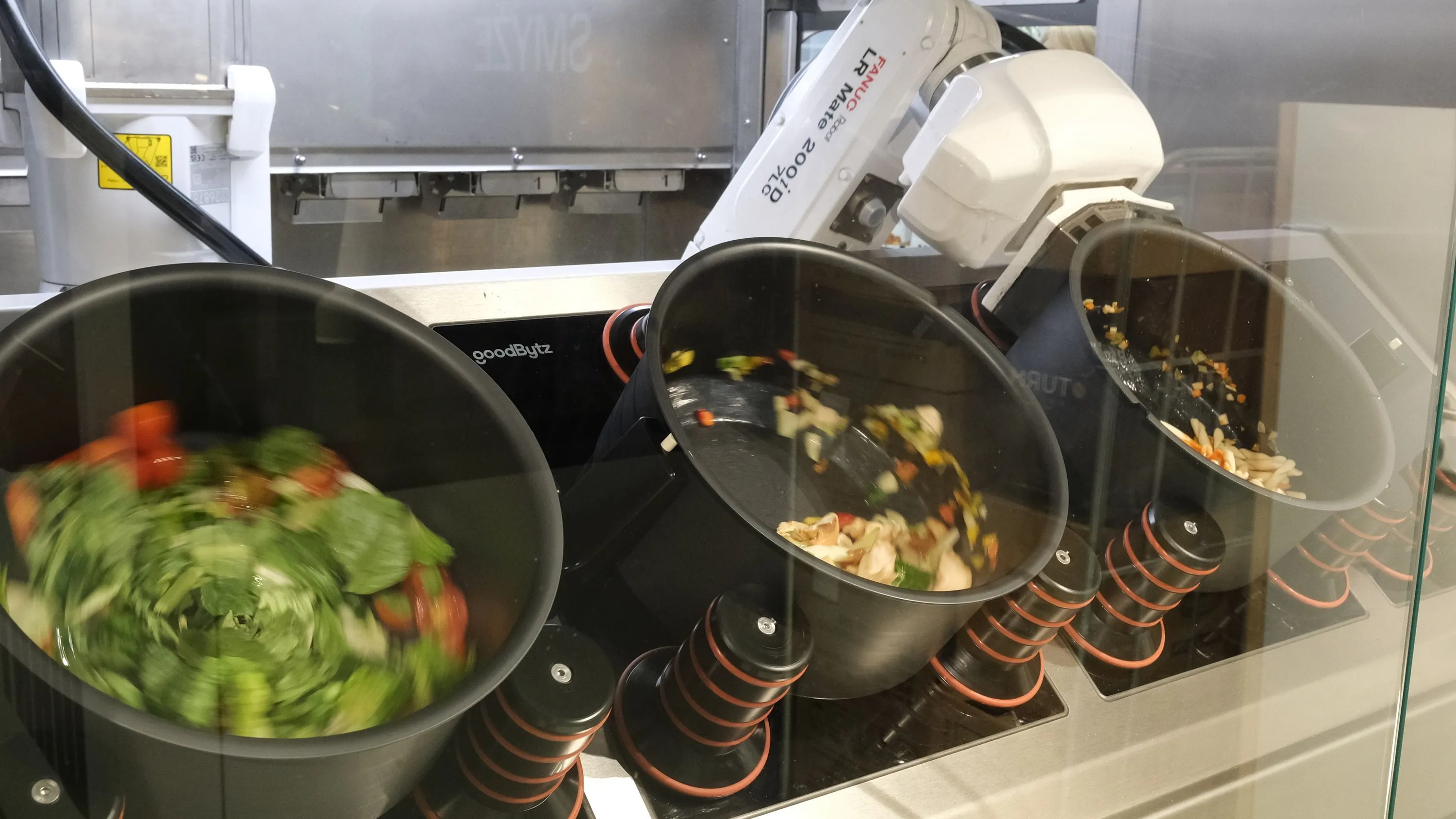 Erstes Robotik-restaurant: Roboter, einmal Kaiserschmarrn, bitte!