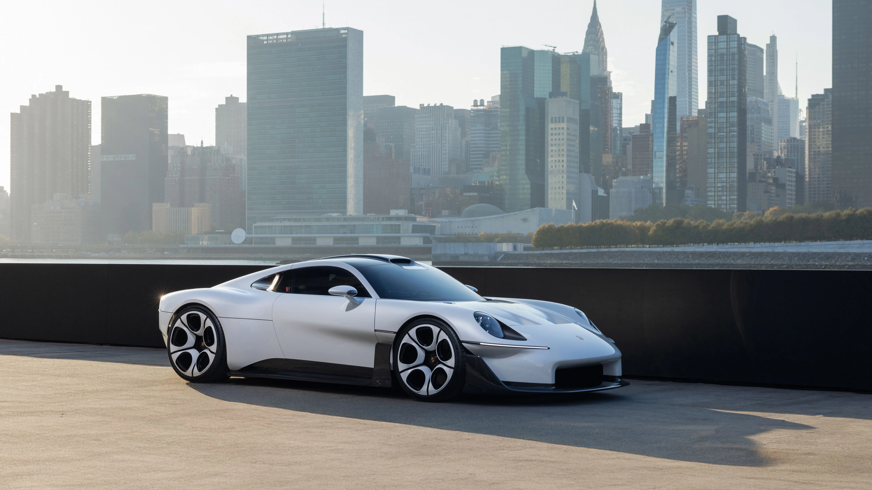 „Mission S“: Porsche präsentiert neues Supersportwagen-Design „Mission S“: Porsche präsentiert neues Supersportwagen-Design