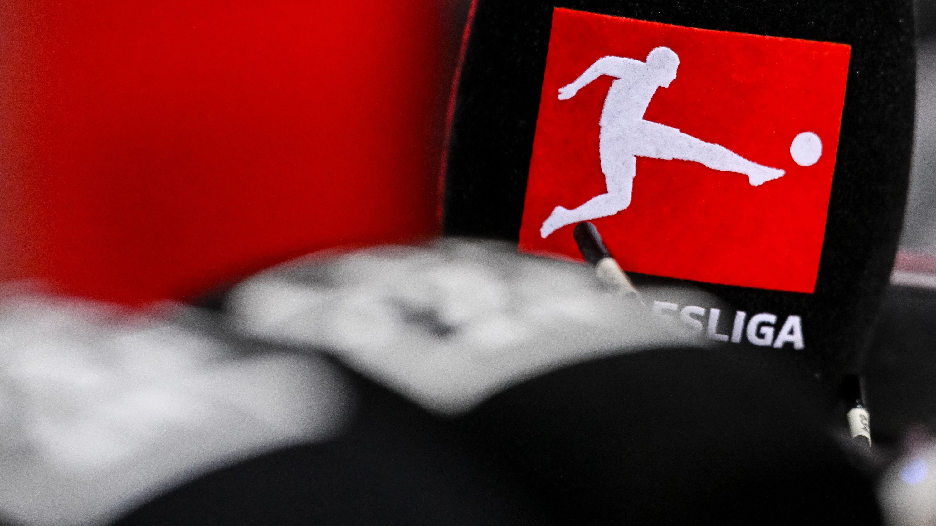 Die Bundesliga hat sich für Startelfdebütanten etwas Neues überlegt. - dpa