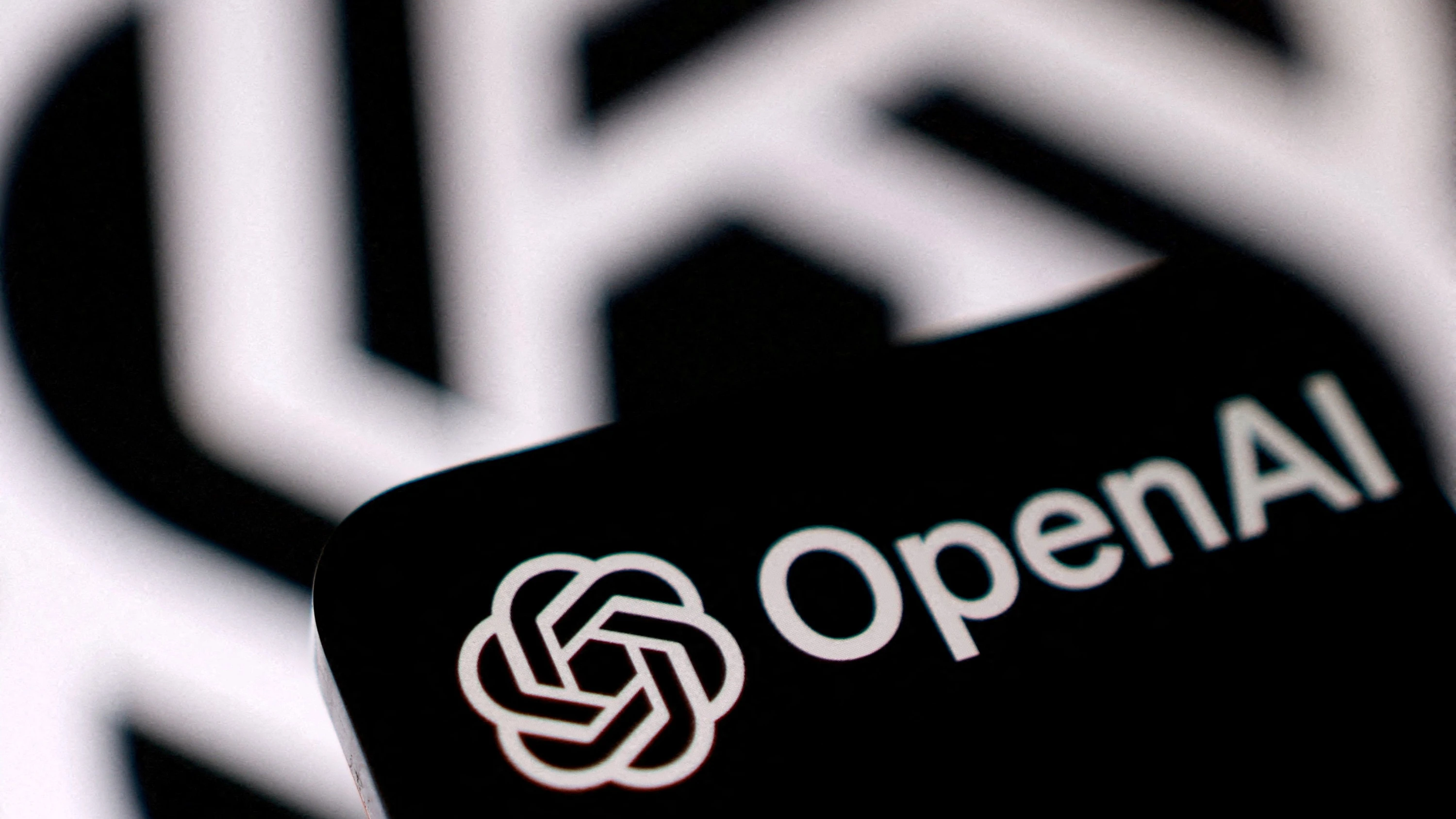 Sicherheitsbedenken: OpenAI stoppt in Teilen die Entwicklung von KI-Modell