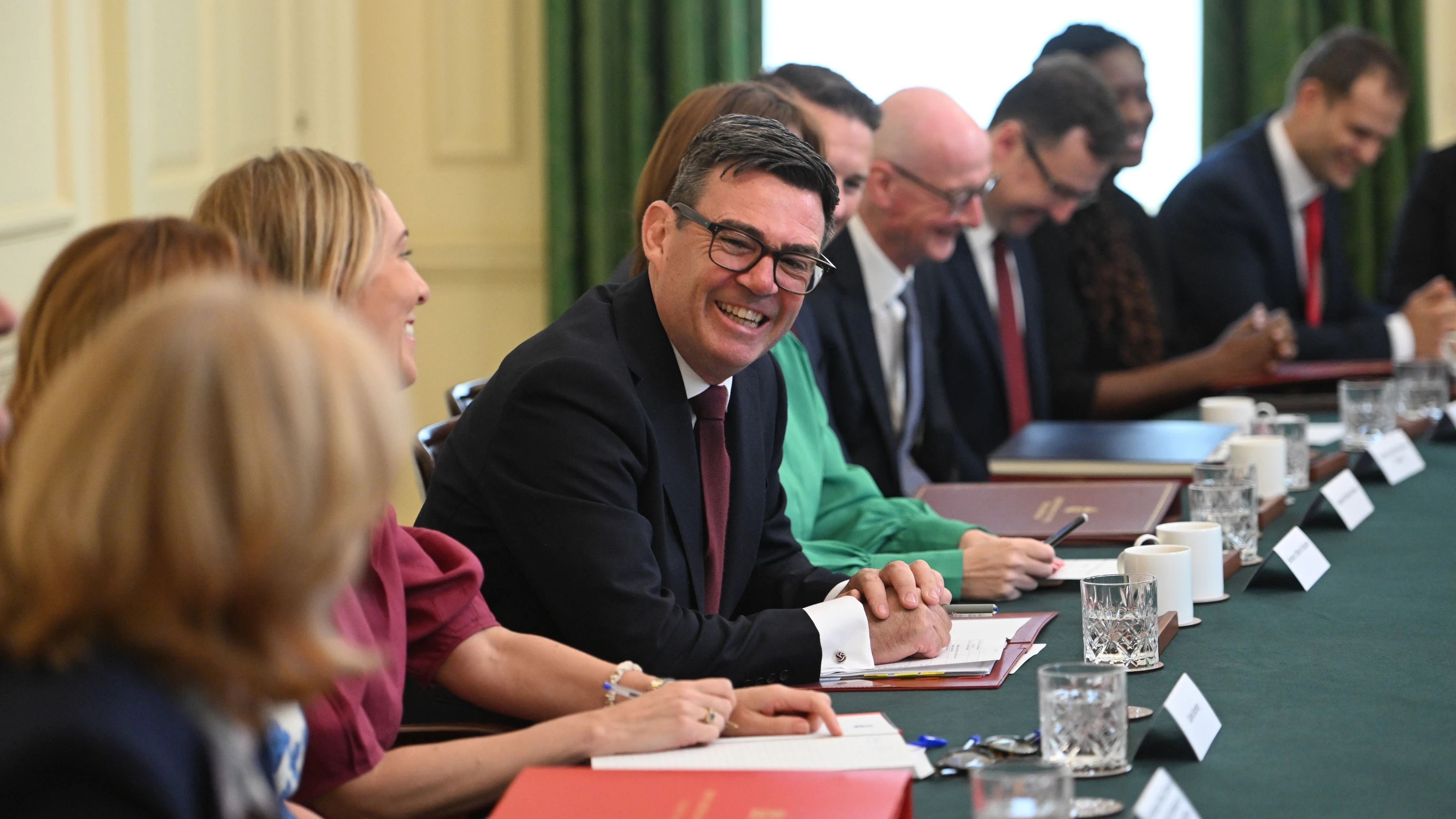 Burnhams Minister: Die große Rückkehr in die Downing Street Burnhams Minister: Die große Rückkehr in die Downing Street