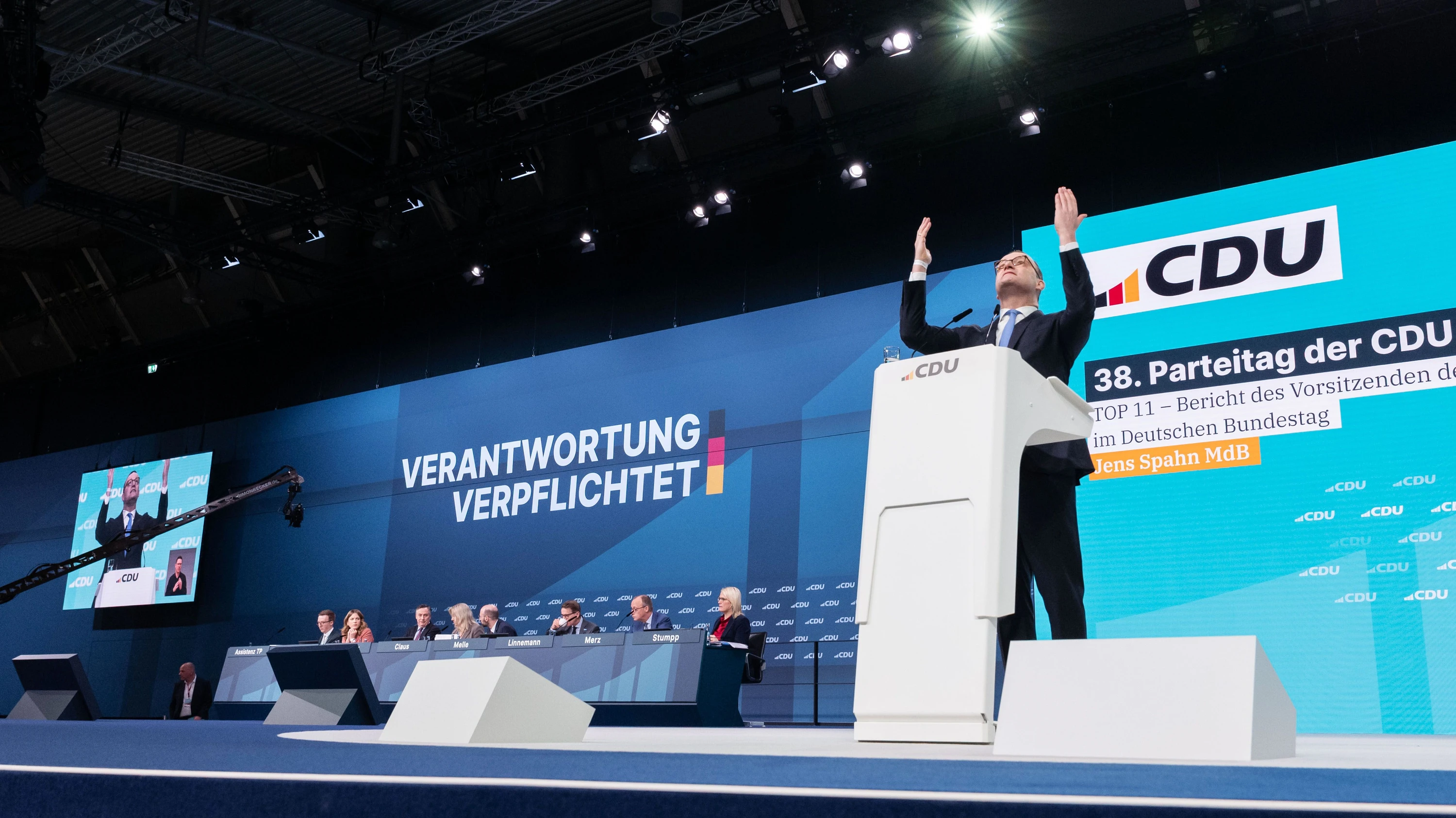 Deutschland-Blog: Spahn: „Haben die Außenpolitik des grünen Zeigefingers beendet“