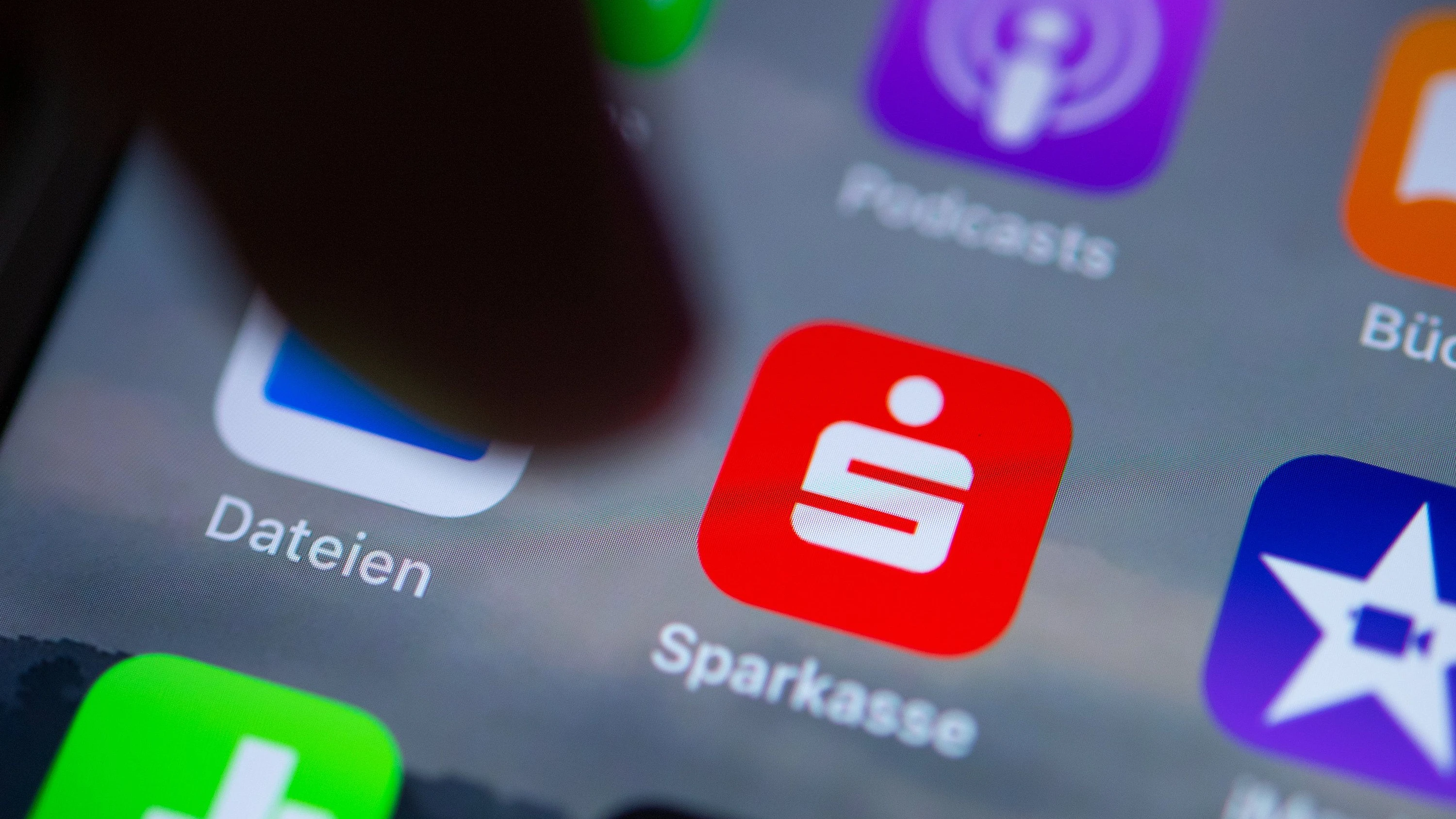 Aktien und ETF: Wertpapierhandel nun über die Sparkassen-App möglich Aktien und ETF: Wertpapierhandel nun über die Sparkassen-App möglich