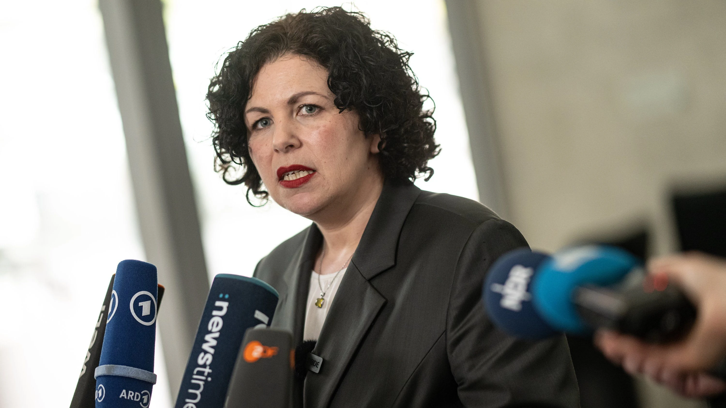 Liveblog Bundespolitik: Deutliche Mehrheit gegen Neuauszählung der Wahl zeichnet sich ab