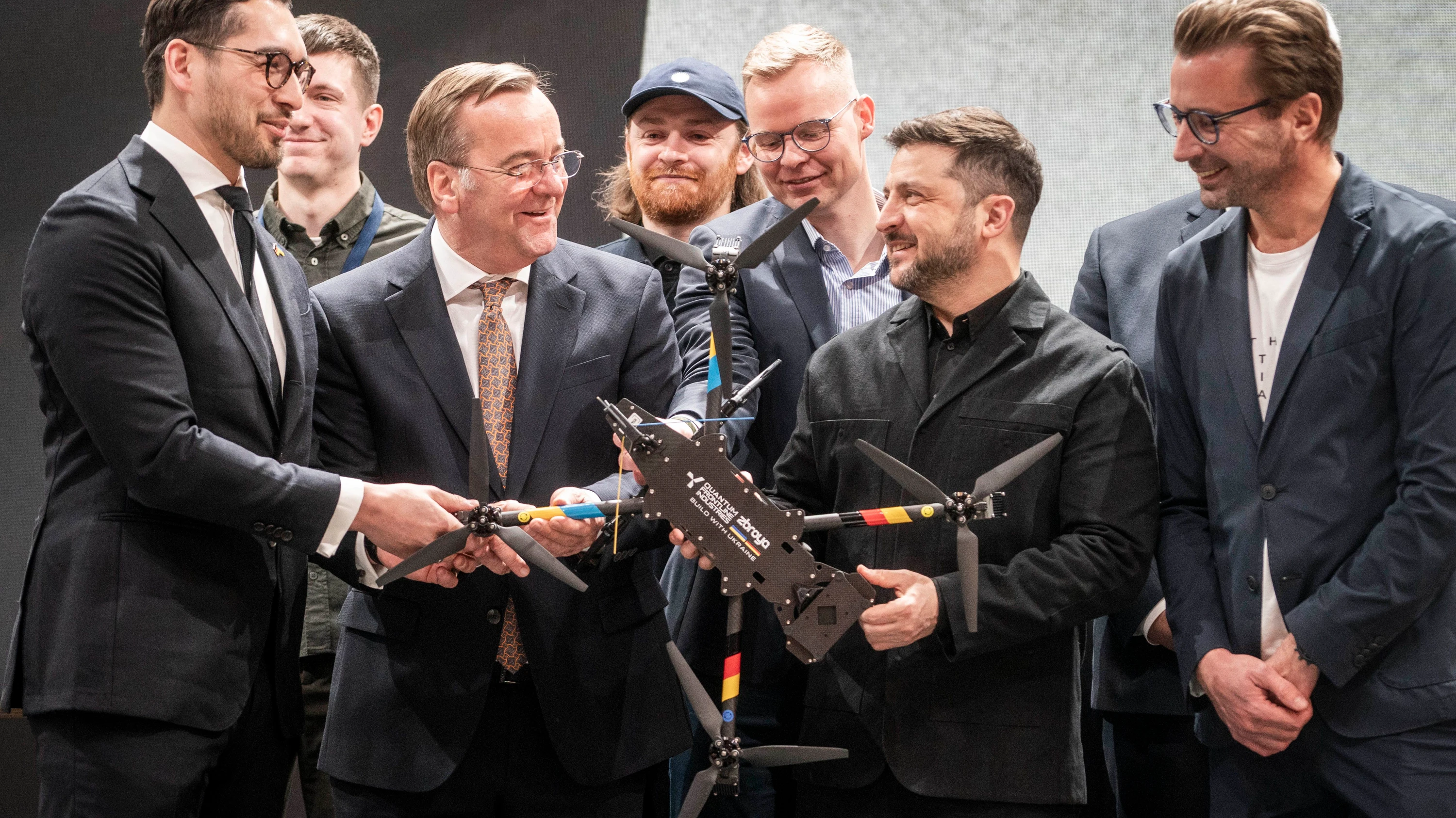 Liveblog zur Sicherheitskonferenz: Pistorius und Selenskyj loben deutsche Drohnenproduktion Liveblog zur Sicherheitskonferenz: Pistorius und Selenskyj loben deutsche Drohnenproduktion