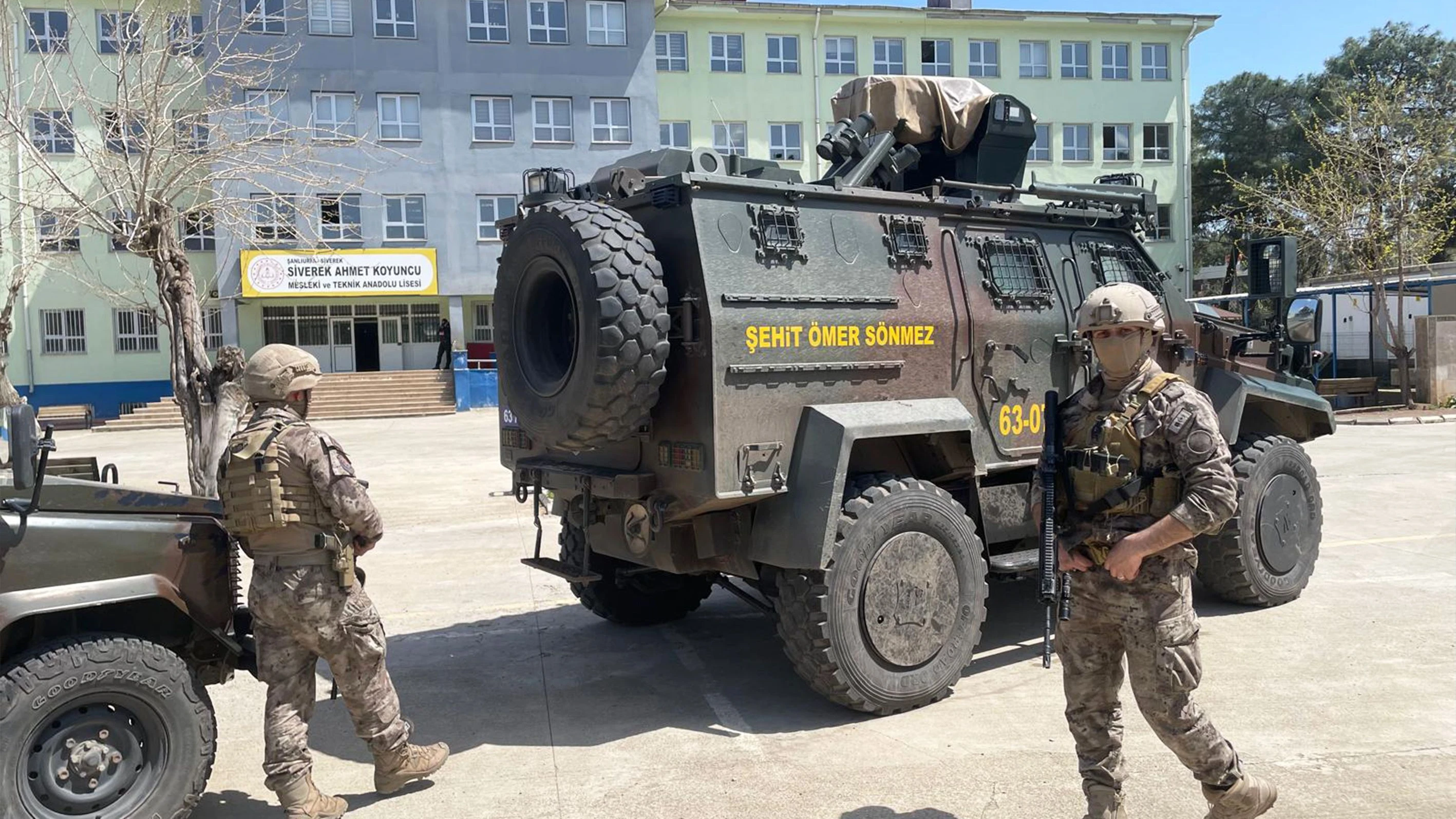 Bild: Im SüDosten des Landes: Vier Tote bei erneuten Schüssen an Schule in der Türkei