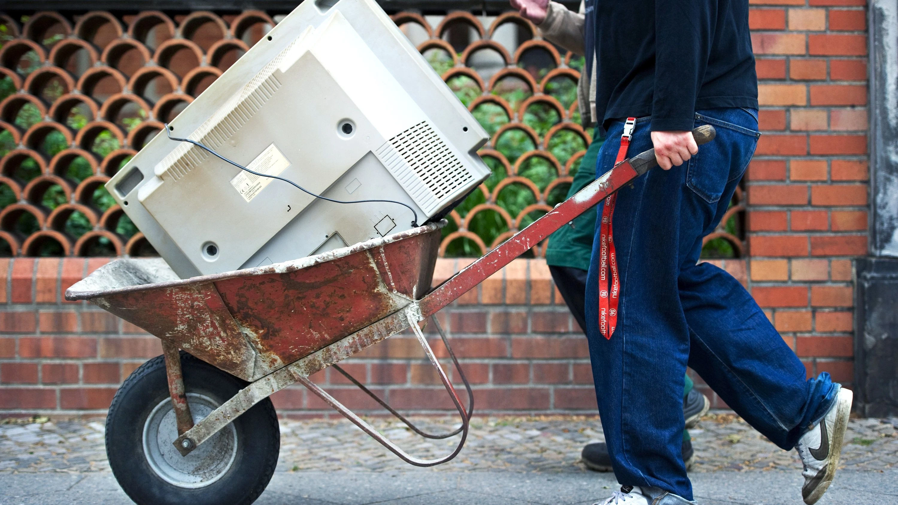 Das ändert sich im August: Recht auf Reparatur, Ganztagsbetreuung und KI-Kennzeichnung