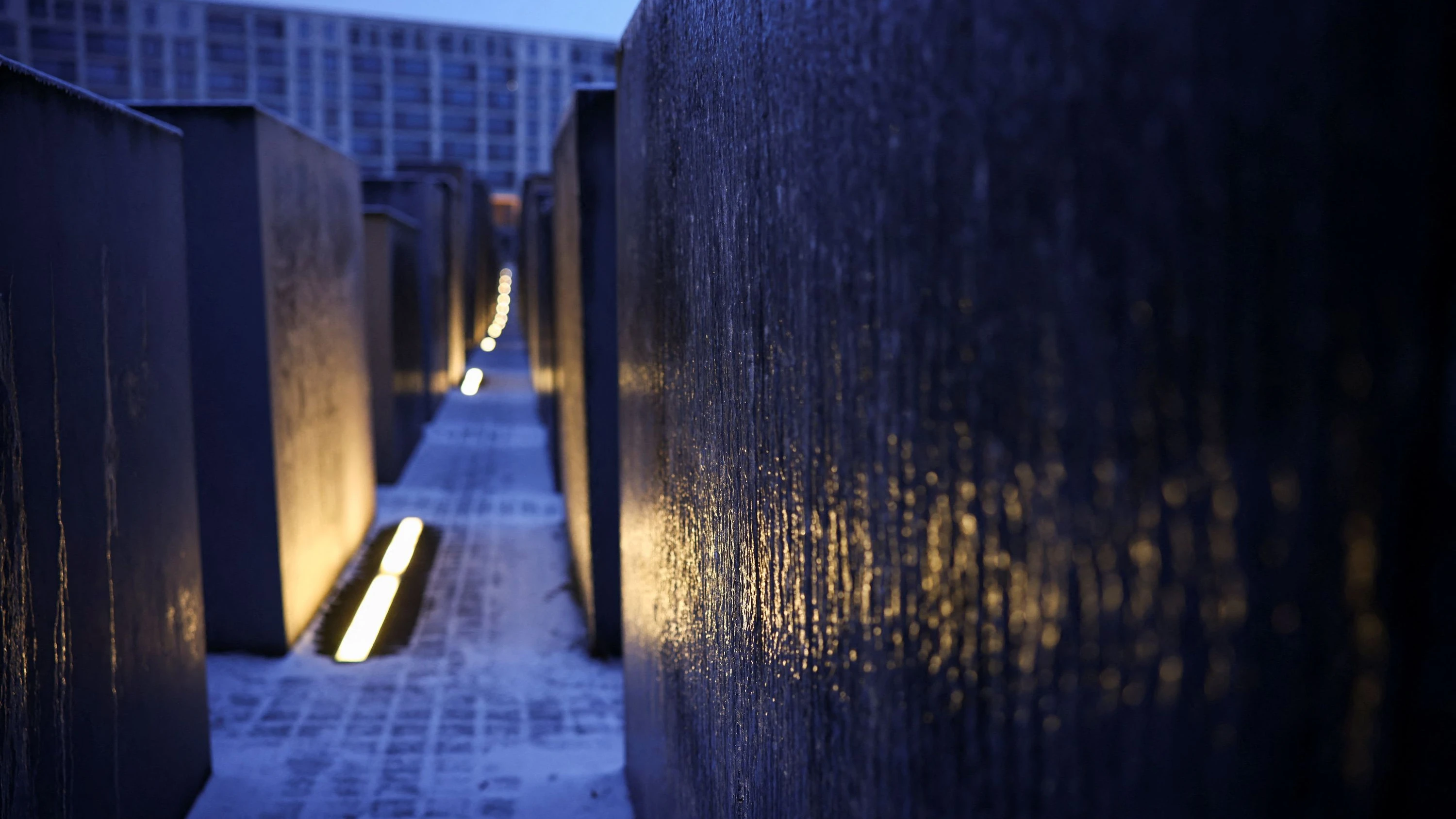 Strafbare NS-Symbolik: Justiz ohne Augenmaß