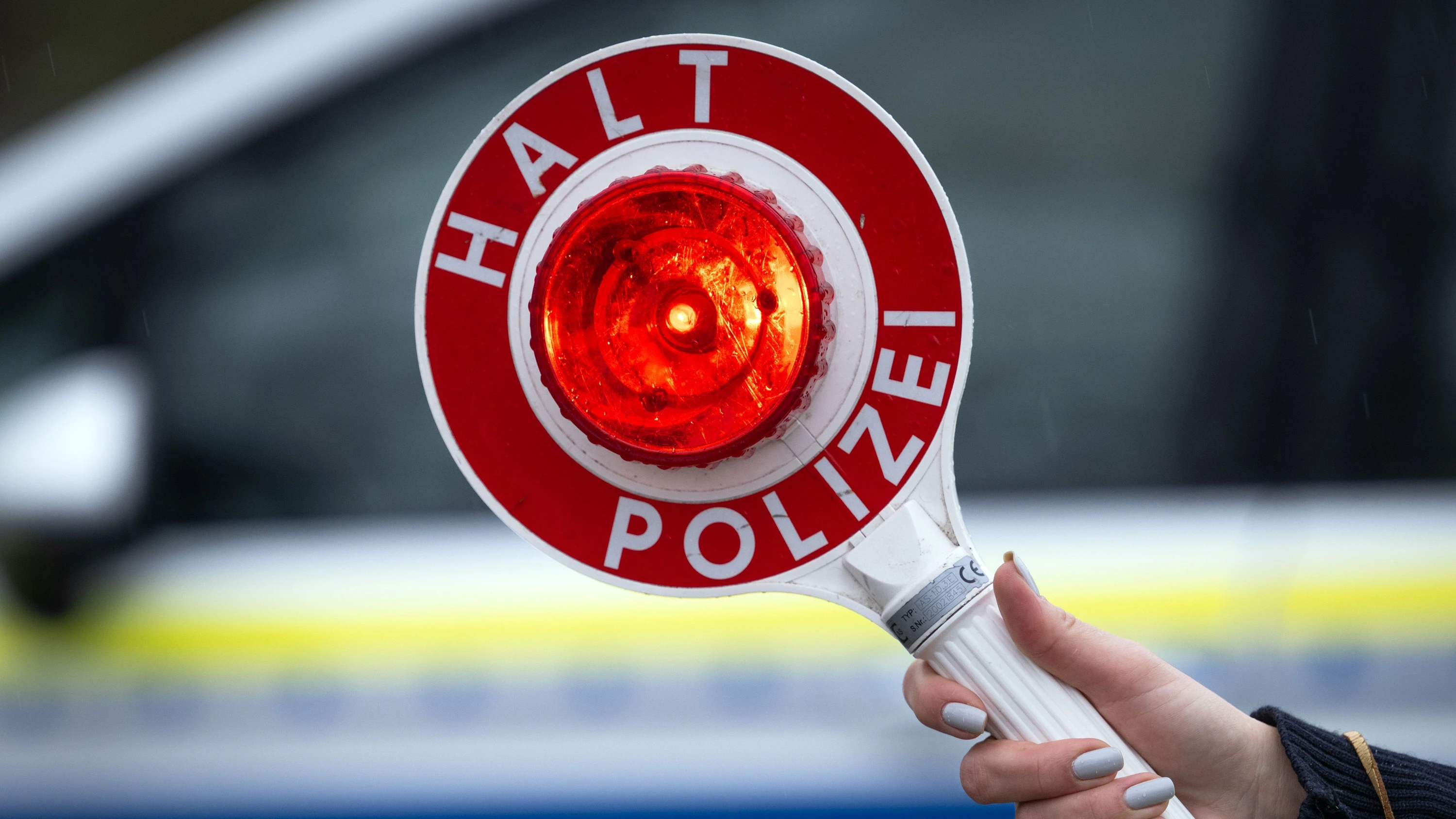 Rhein-Main-Liveblog: Polizei stoppt Auto mit mutmaßlicher Beute und nimmt drei Verdächtige fest