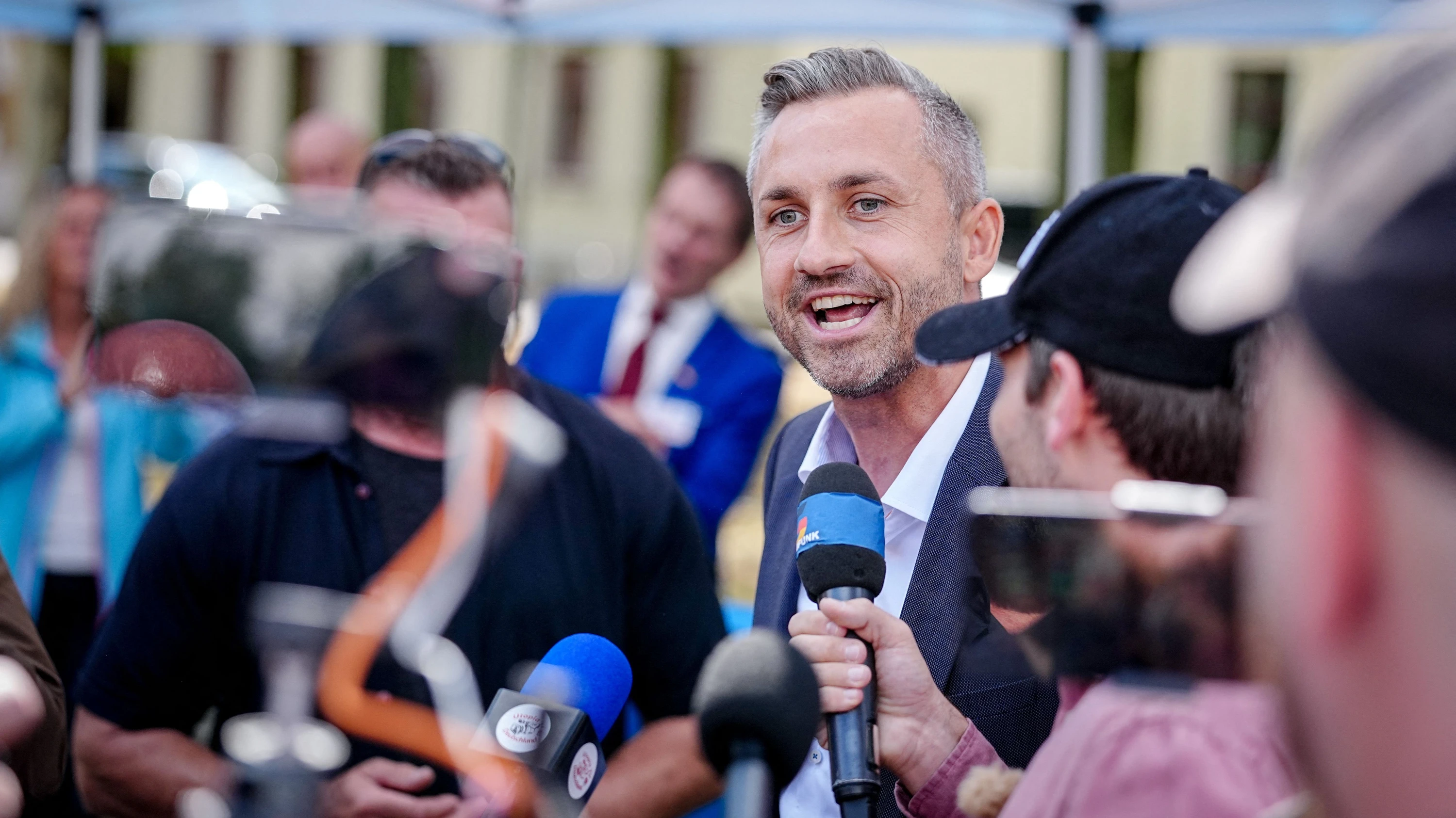 Wahl in Sachsen-Anhalt: Die Brandmauer ist auch ein Schutzschild für die AfD