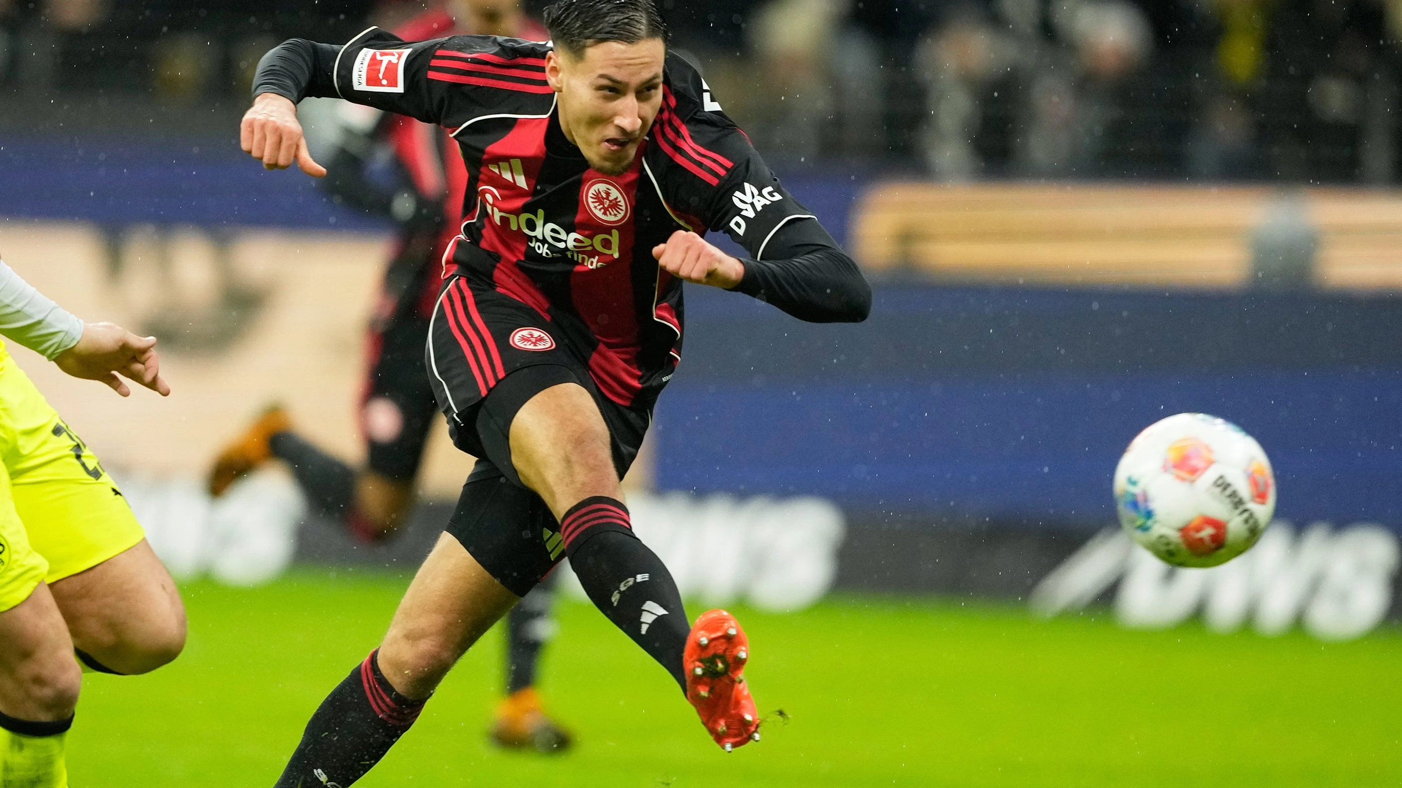 Im Wintersturm nach Europa: Das steckt hinter der Transferoffensive der Eintracht