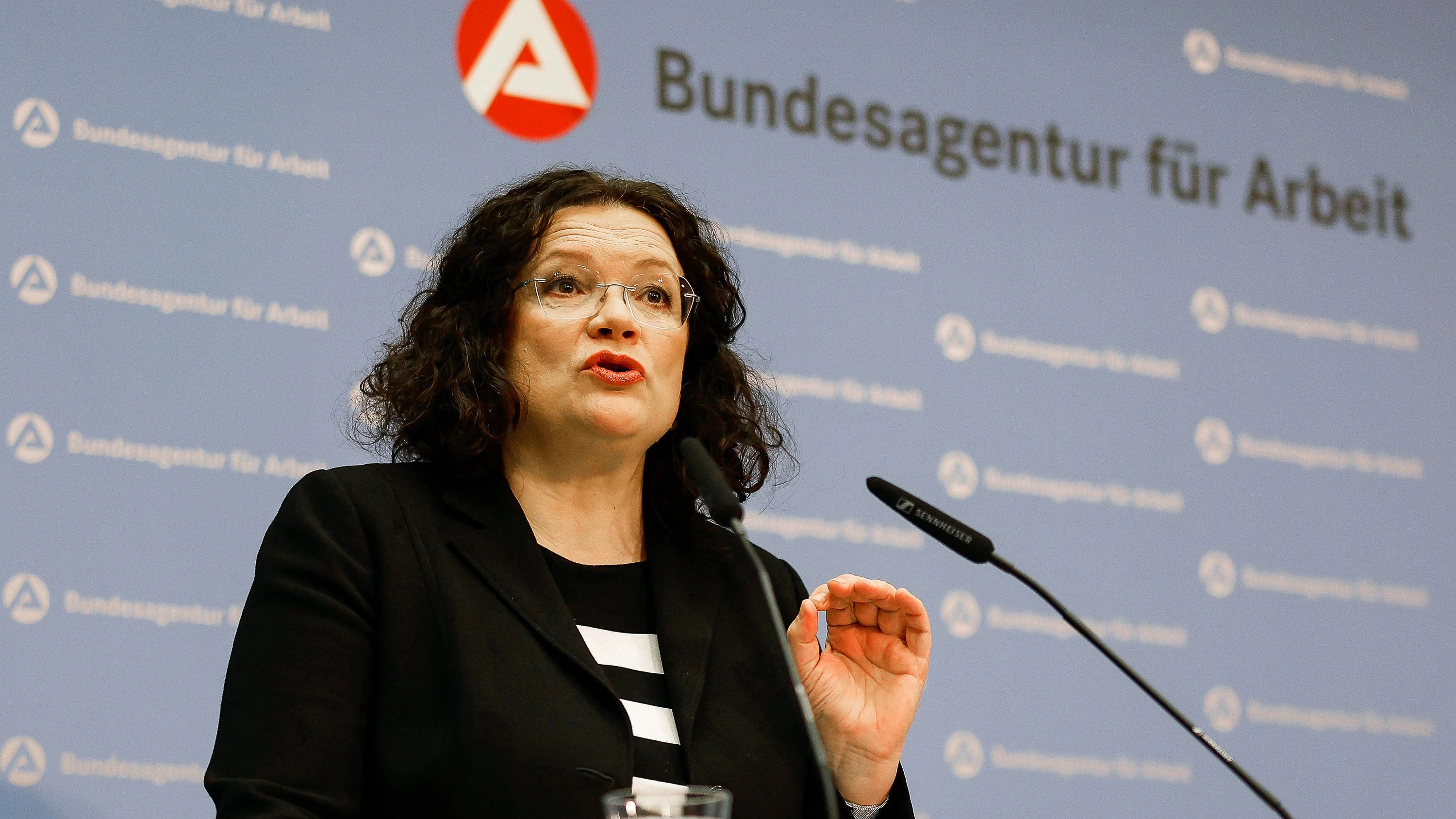 Drei Millionen Arbeitslose: Nahles: „Die Situation ist ungemütlicher geworden“