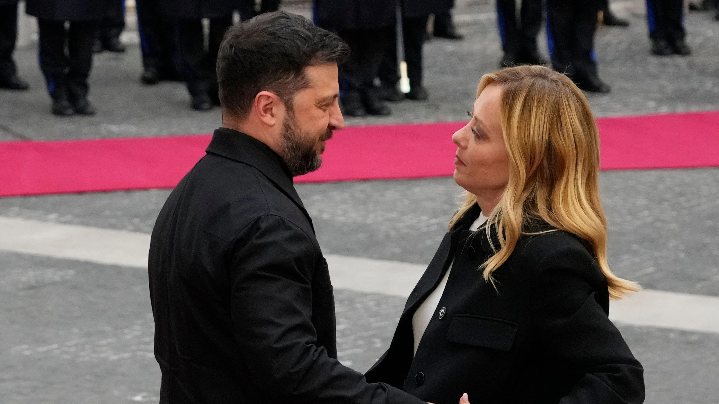 Reparationsdarlehen für Kiew: Drei Gegner und mindestens vier Wackelkandidaten Reparationsdarlehen für Kiew: Drei Gegner und mindestens vier Wackelkandidaten