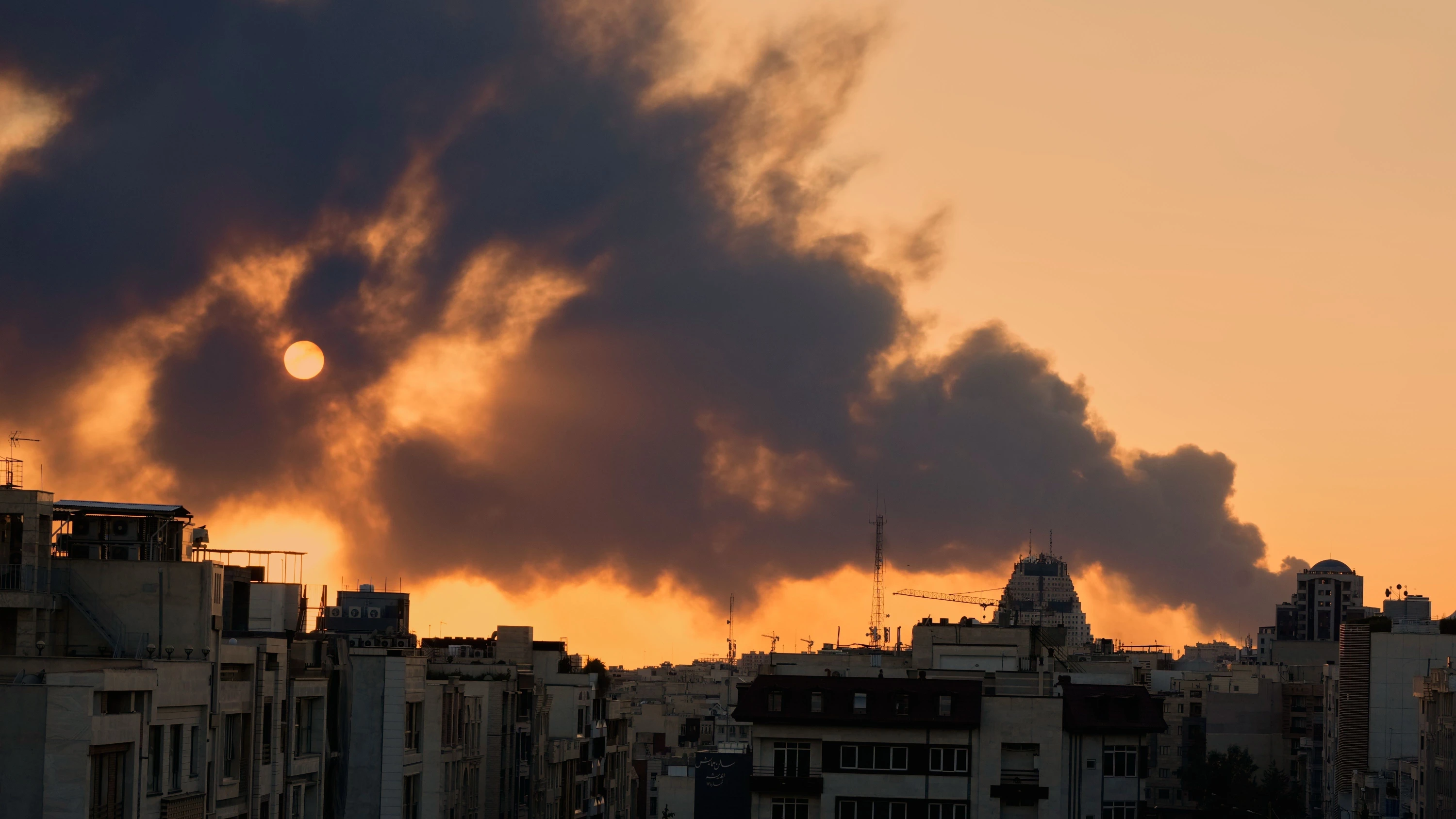 Liveblog Irankrieg: Gebäude des iranischen Expertenrats getroffen