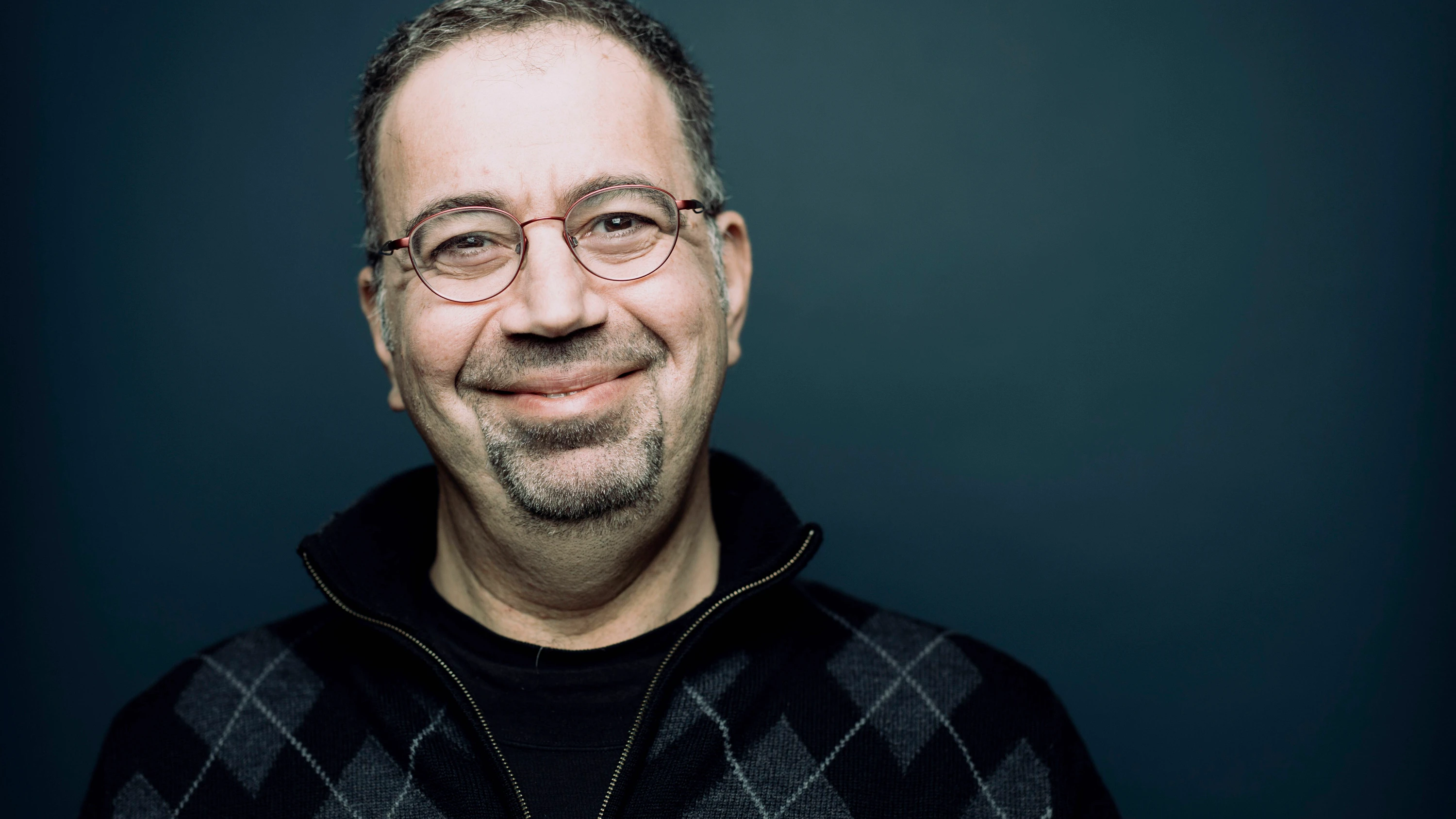 Berühmt durch bekannte Arbeiten? Oder berühmte Forschung durch seine bekannte Persönlichkeit? Wahrscheinlich beides: der Ökonom und Nobelpreisträger Daron Acemoglu. - Picture Alliance