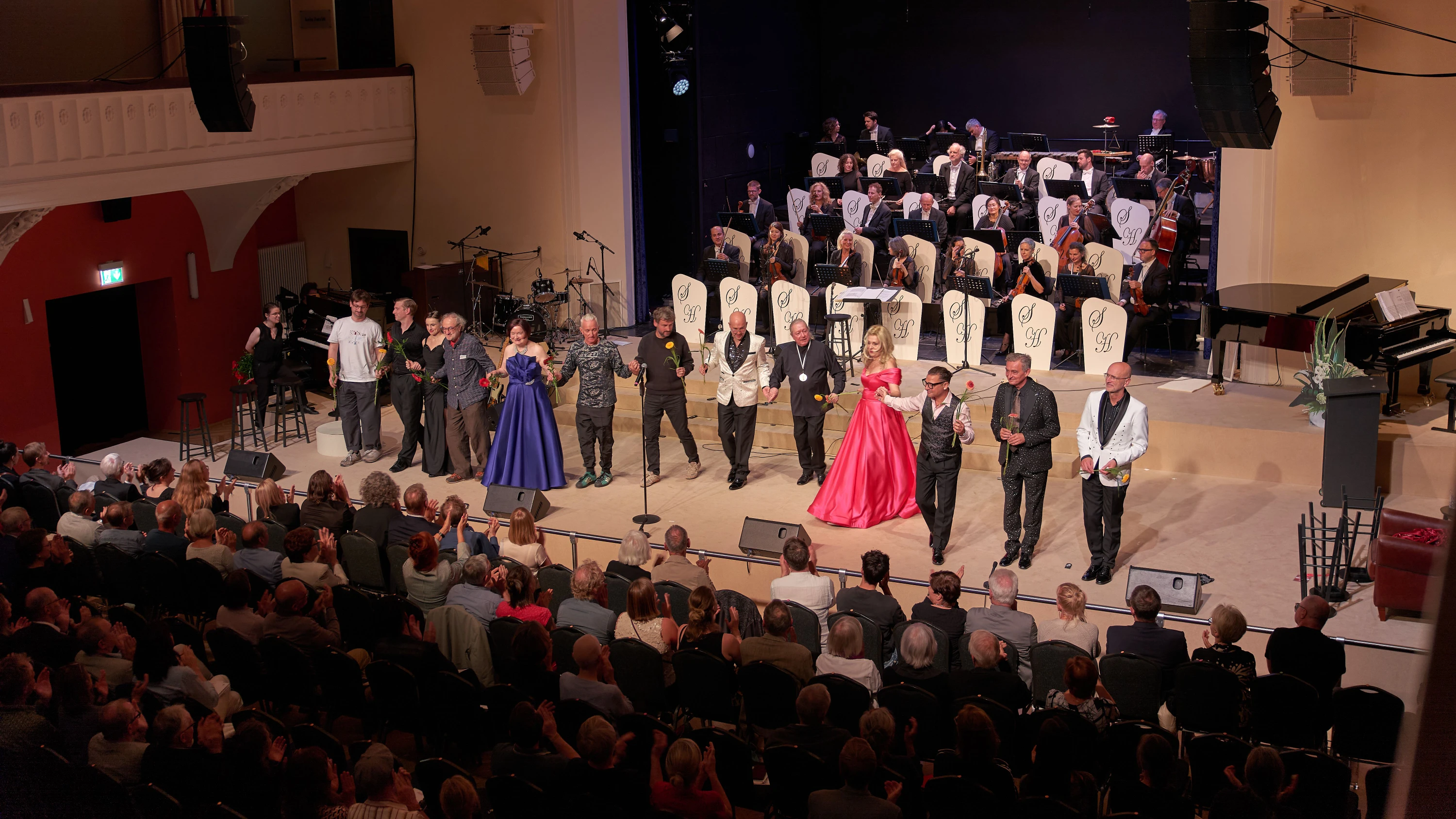 Marthaler beim Lausitz Festival: Auch im Porsche fallen Tränen