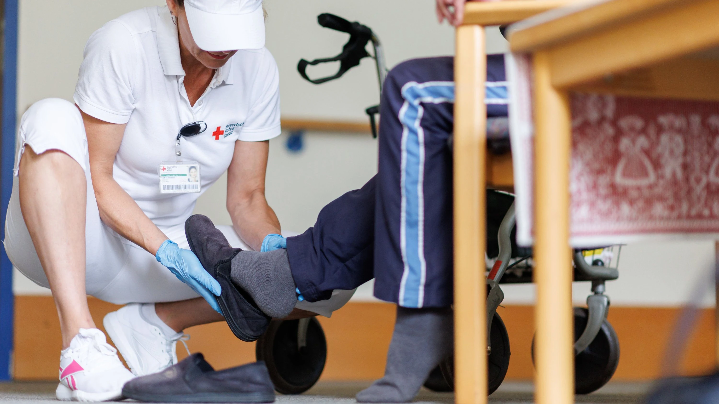 Wer muss für Gesundheit Zahlen?: Wie die Pflege sich möglicherweise retten lässt