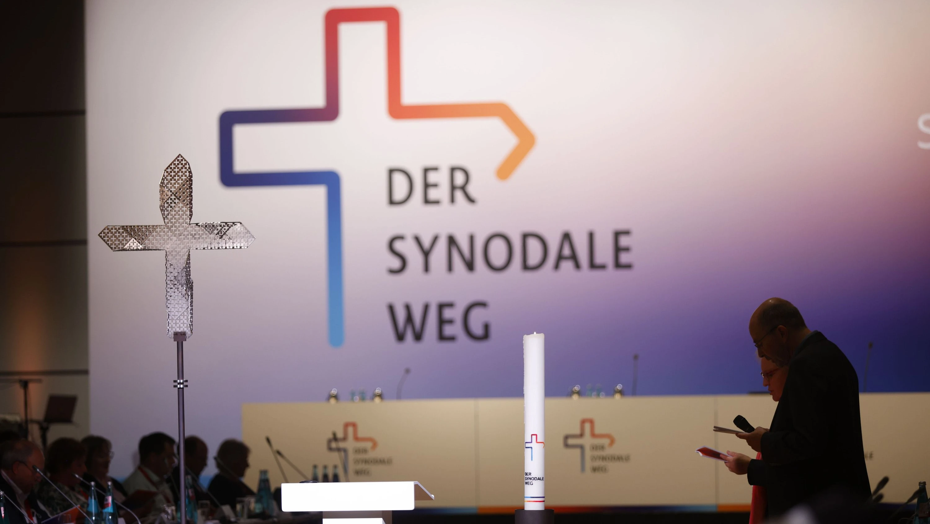 (+) Katholiken in Deutschland: Der Vatikan hat sich durchgesetzt