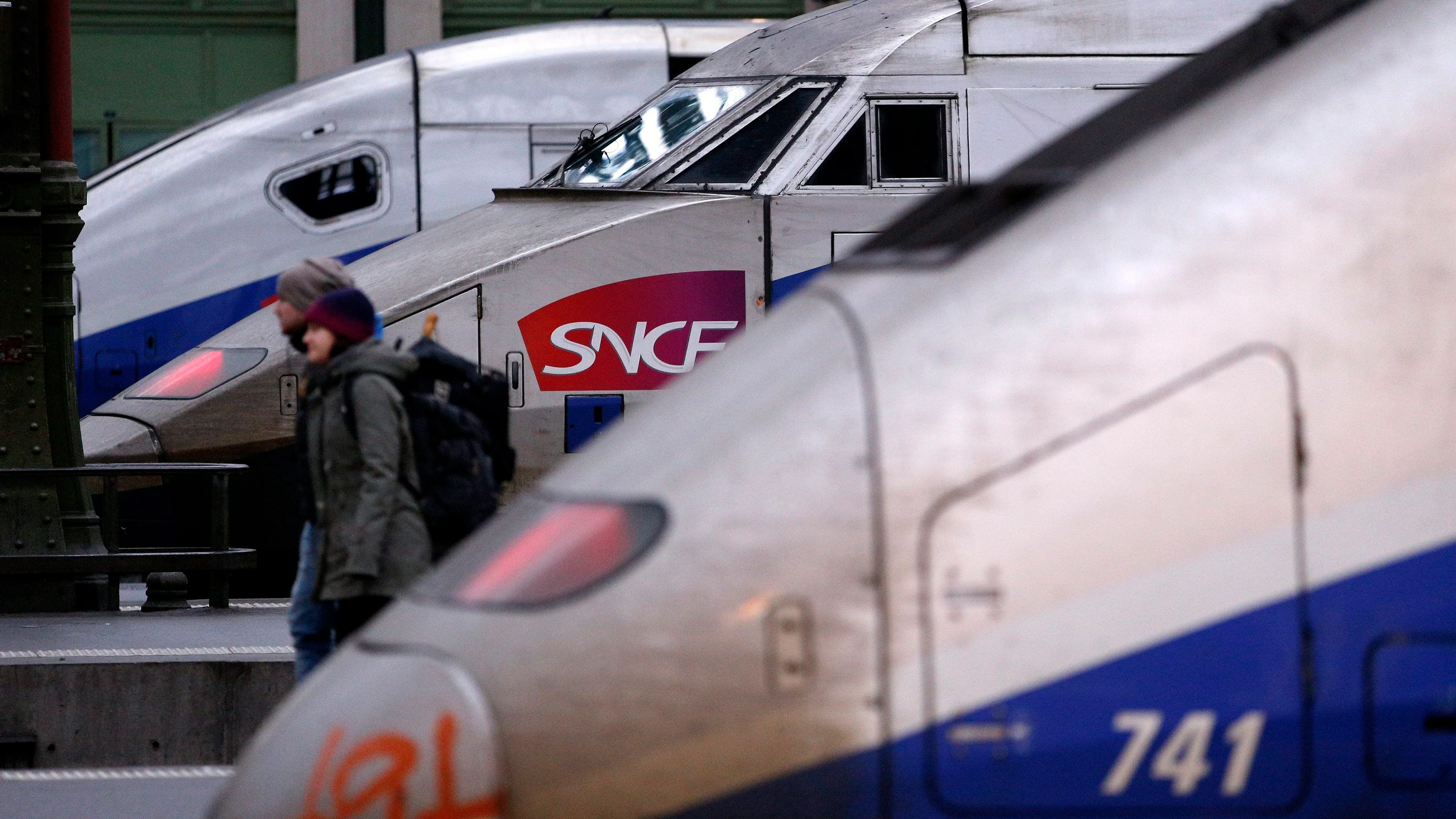 kleine kinder verboten: Französische Bahn steht mit kinderfreier Business-Klasse in Kritik