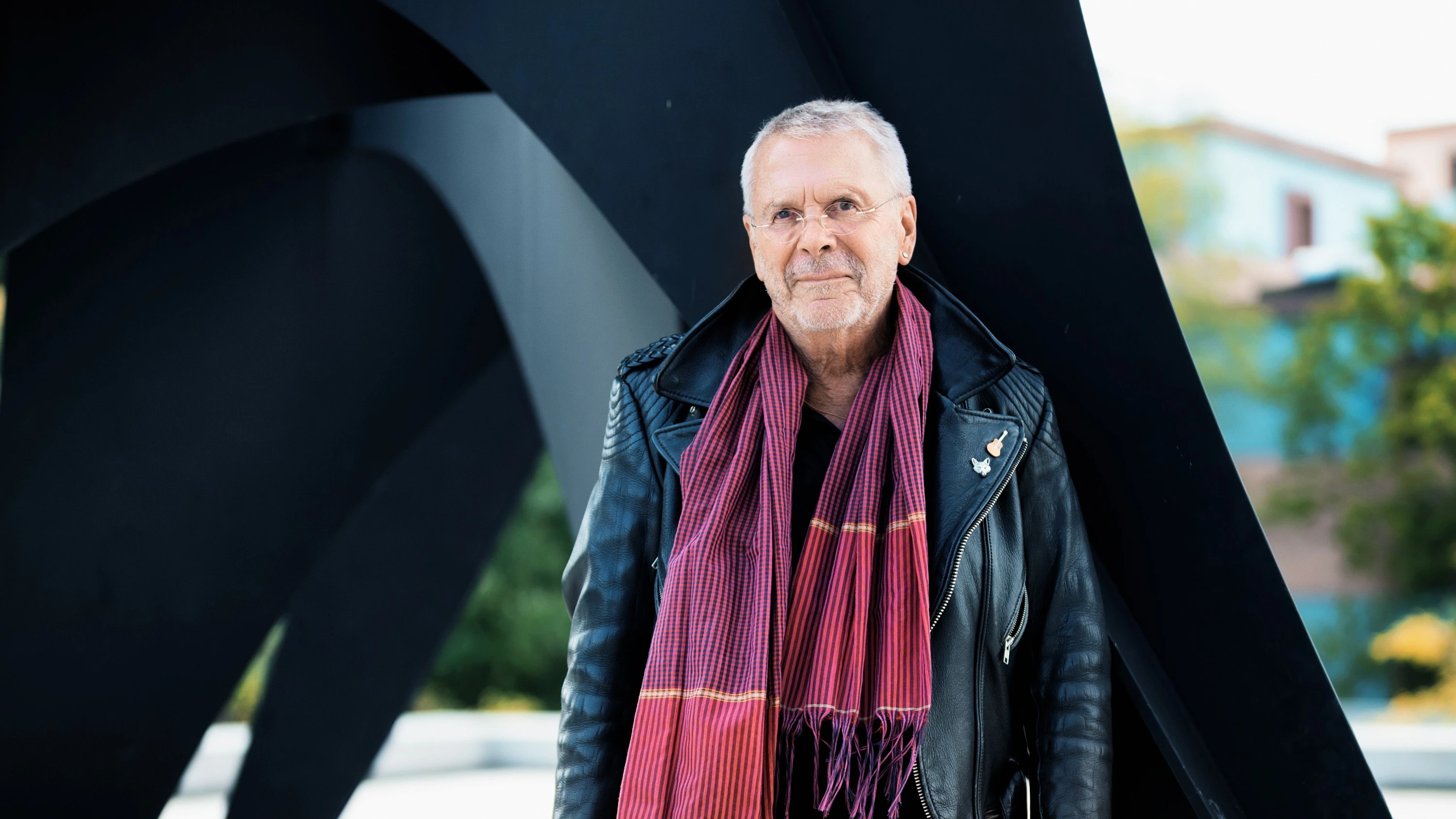 Reinhard Mey im Gespräch: „Das Leben hat mich mit allem beschenkt, auch mit abgrundtiefem Schmerz“