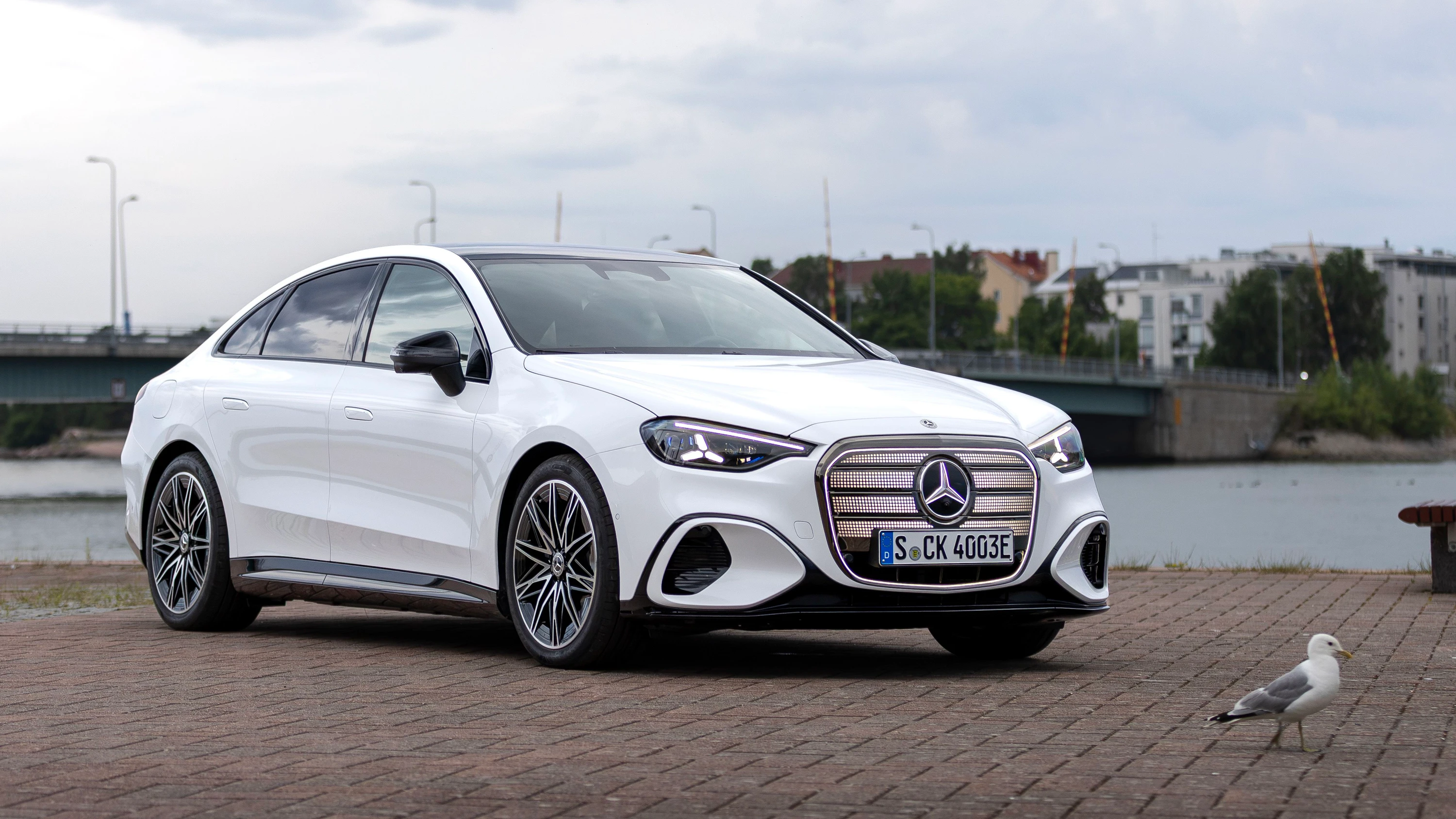 Erste fahrt Mercedes C-Klasse: Vier schaffen das! Erste fahrt Mercedes C-Klasse: Vier schaffen das!