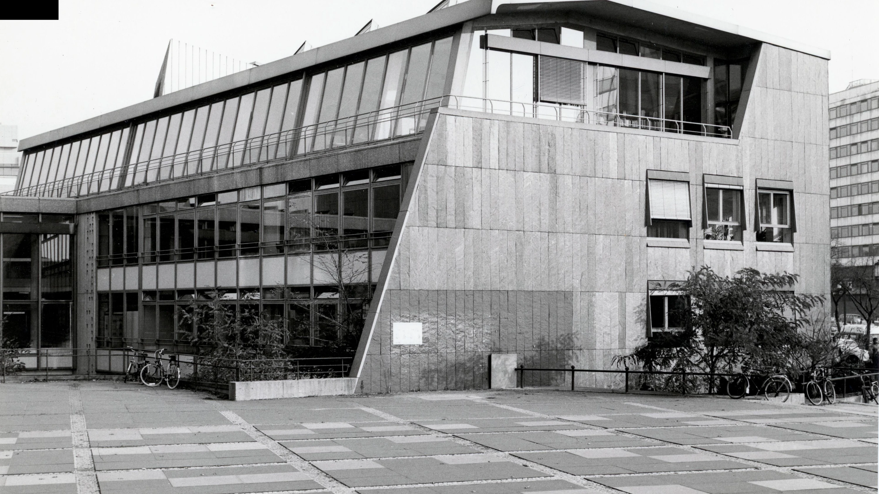TU Berlin: Hier leuchtet die Wissenschaft fast von selbst