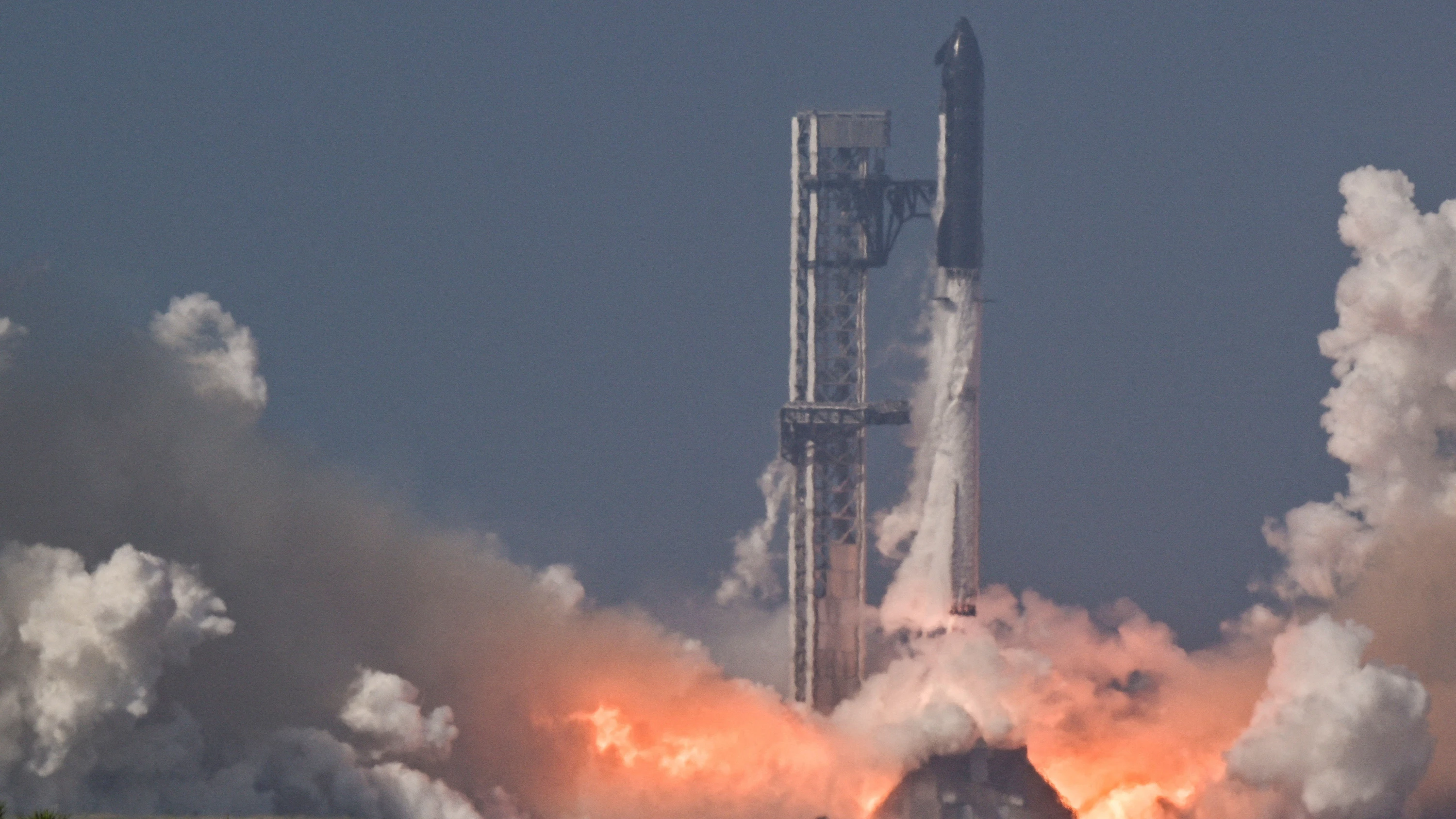Business-Ticker: SpaceX peilt für Börsengang offenbar 135 Dollar je Aktie an