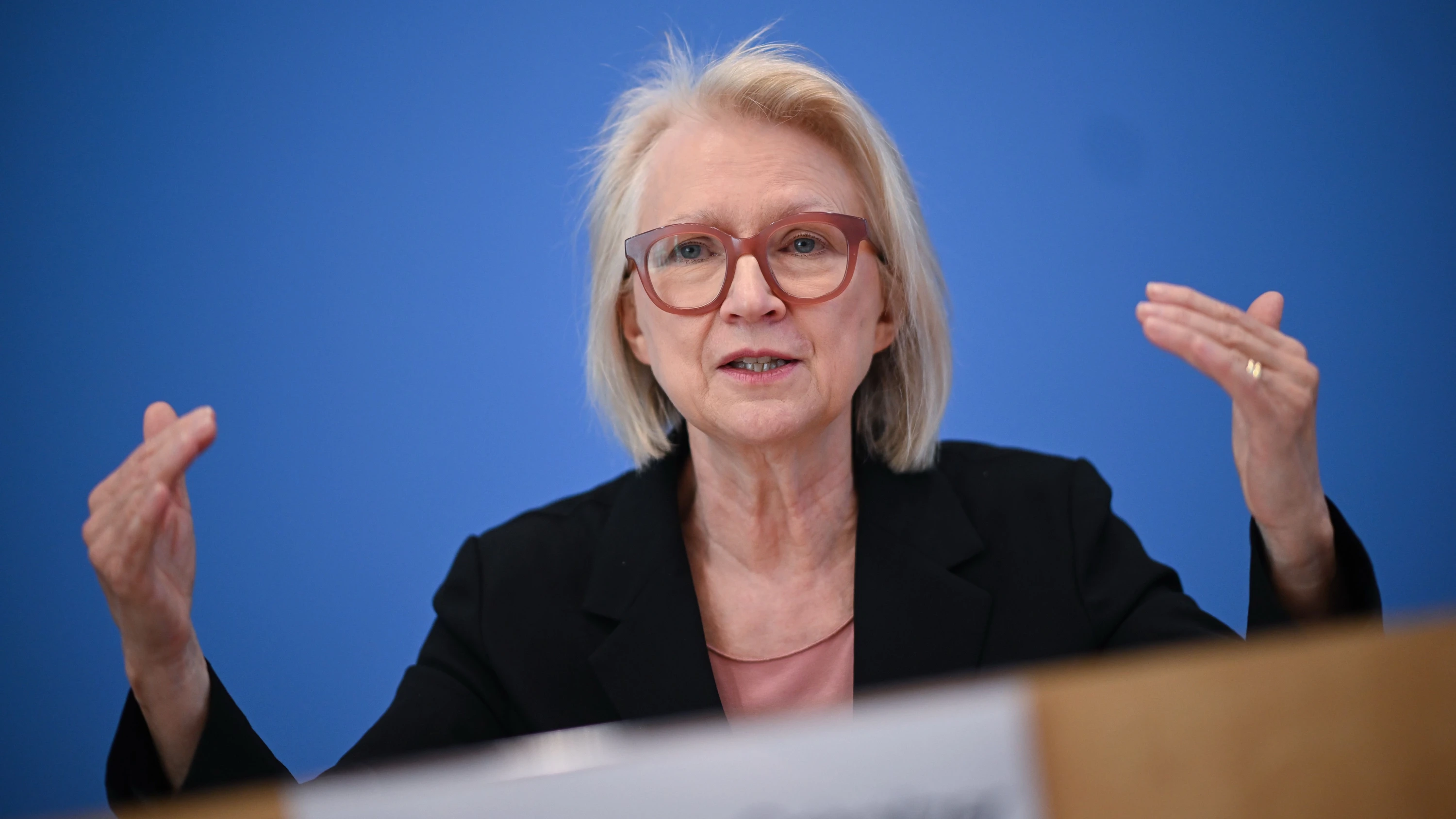 Spritpreisdebatte: Unbequeme Mahnerin