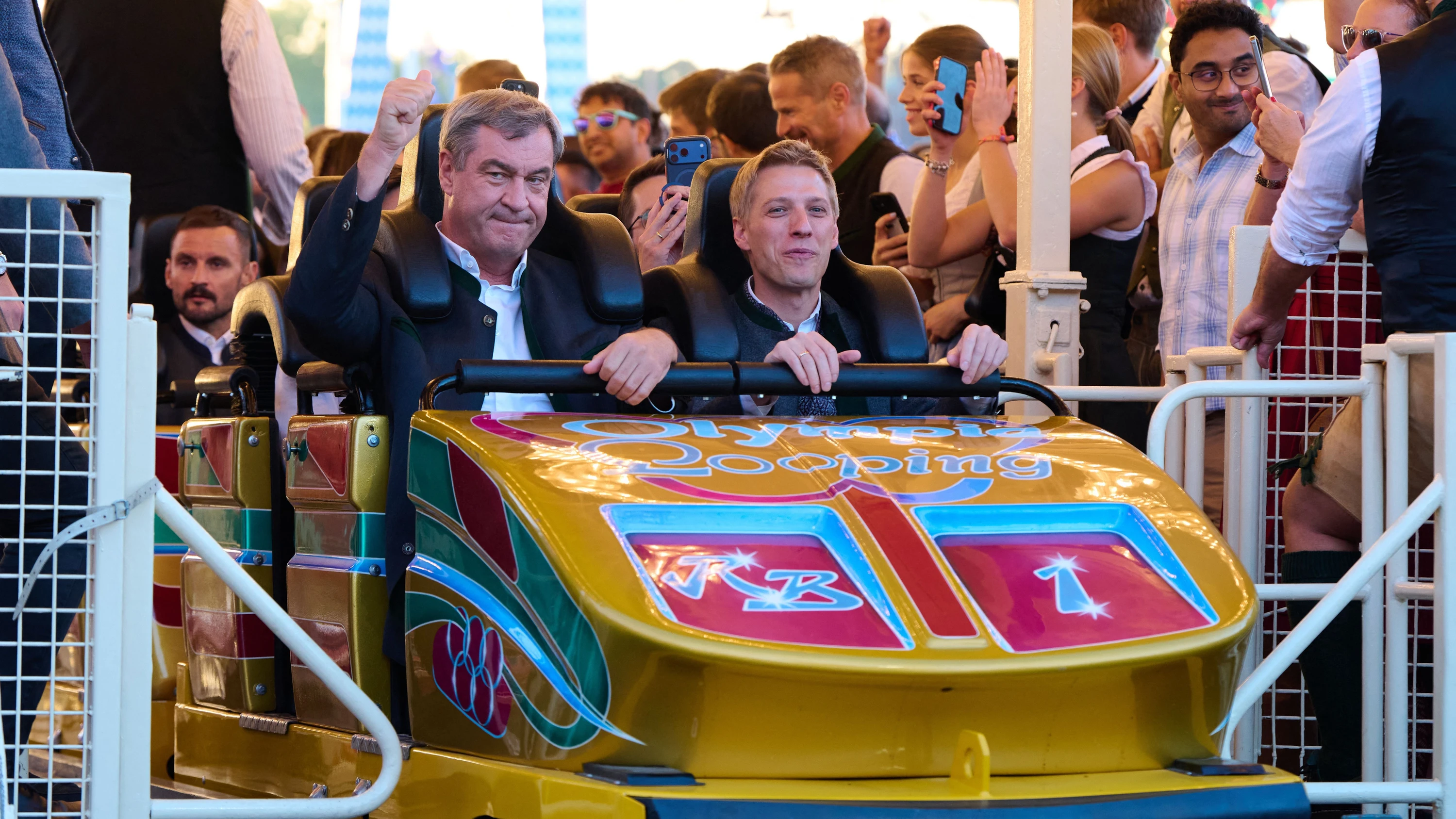 Oktoberfest: Die Wiesn als Politikum Oktoberfest: Die Wiesn als Politikum