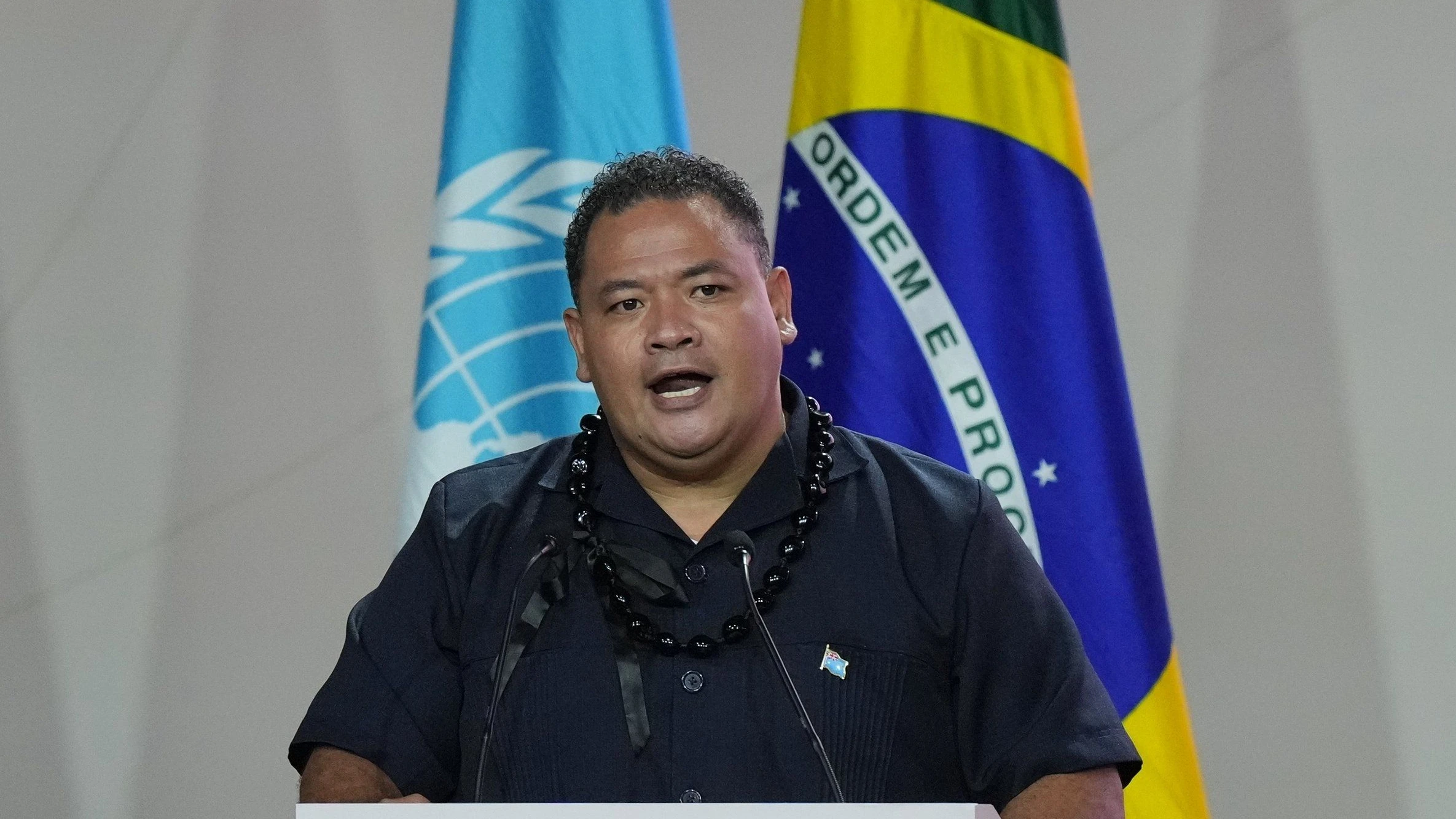 Inselstaat auf Klimagipfel: „Wir müssen weiter versuchen, die USA einzubeziehen“ Inselstaat auf Klimagipfel: „Wir müssen weiter versuchen, die USA einzubeziehen“