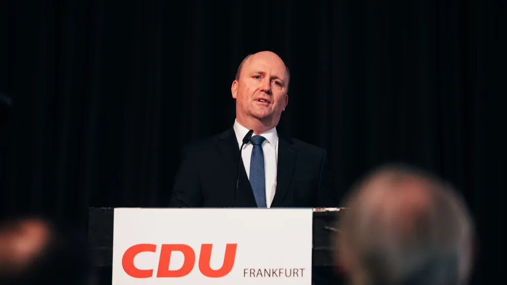 Uwe Becker auf dem Parteitag der Frankfurter CDU im März 2022.