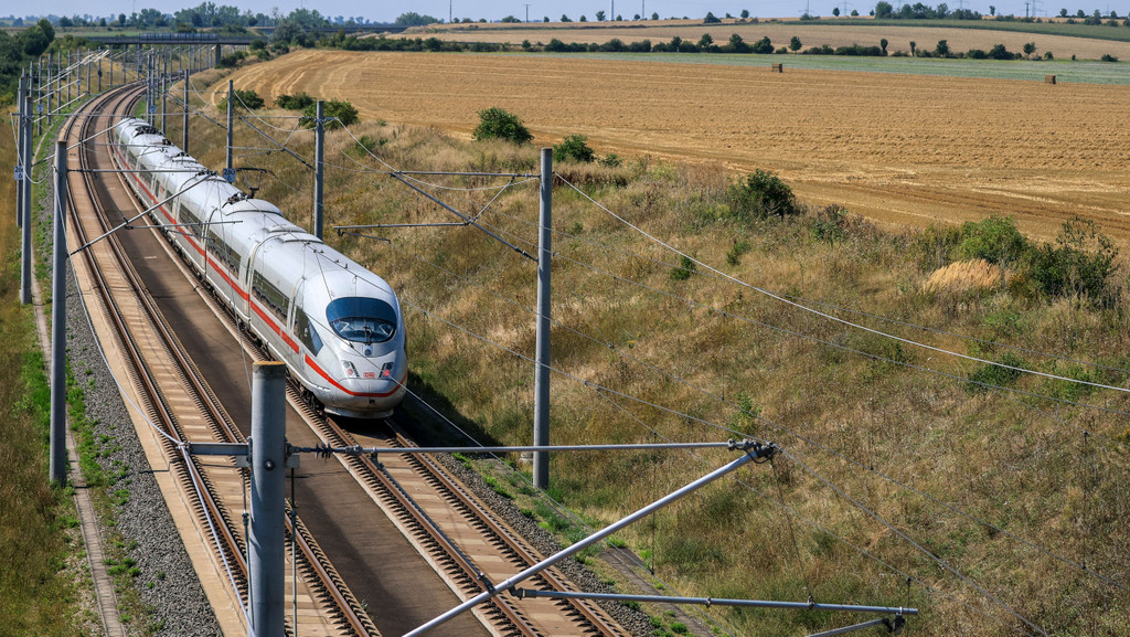 Zugverkehr im Sommer