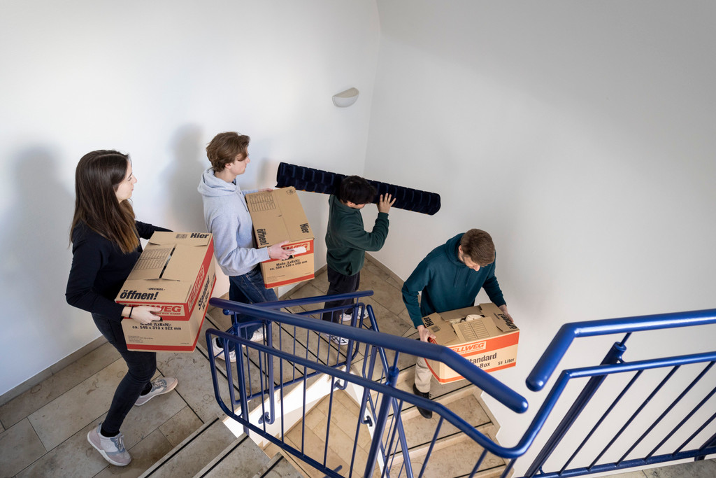 Hilfe, wir finden keine Wohnung